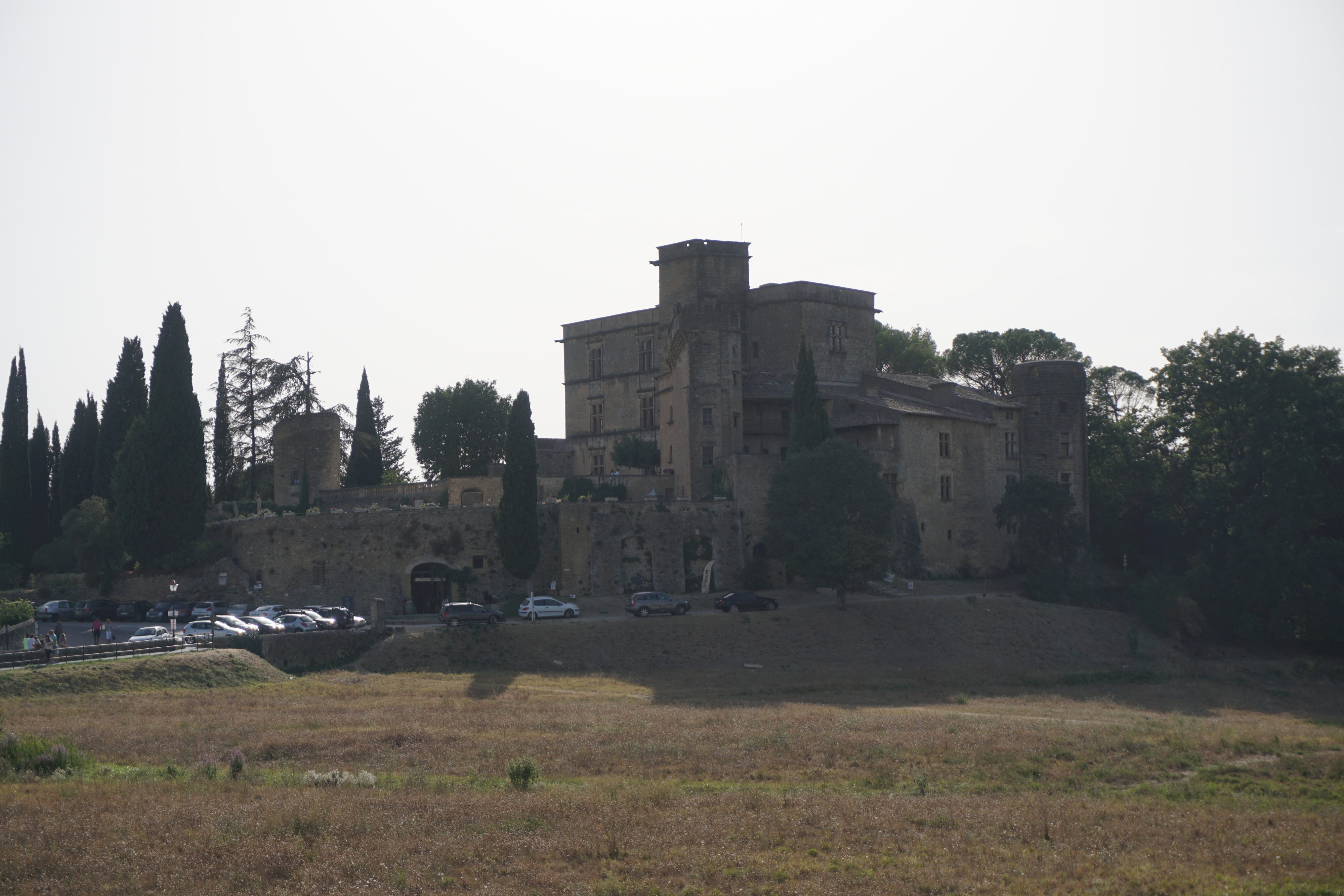 Picture France Lourmarin 2017-08 26 - History Lourmarin