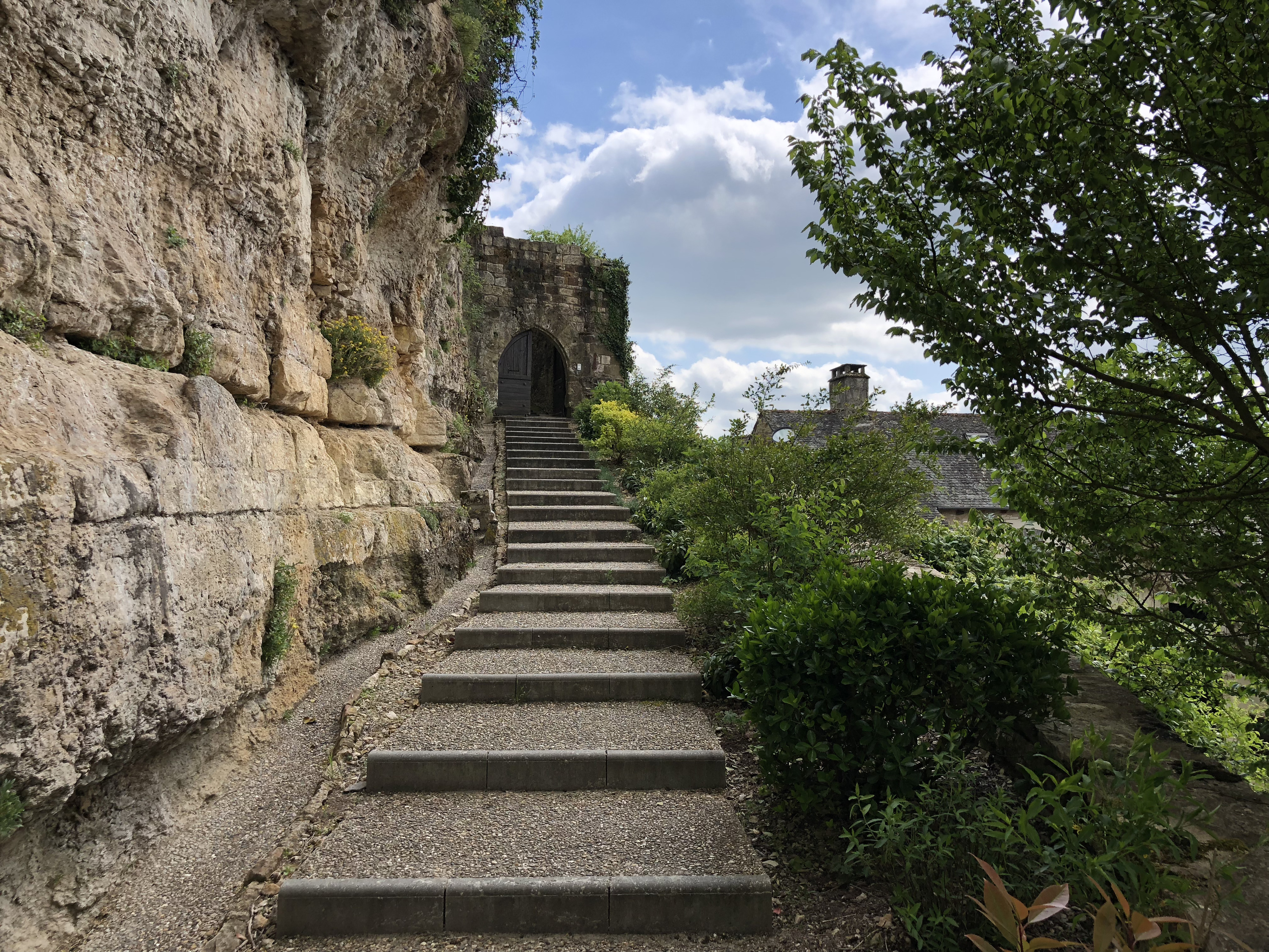 Picture France Turenne 2018-04 148 - Center Turenne