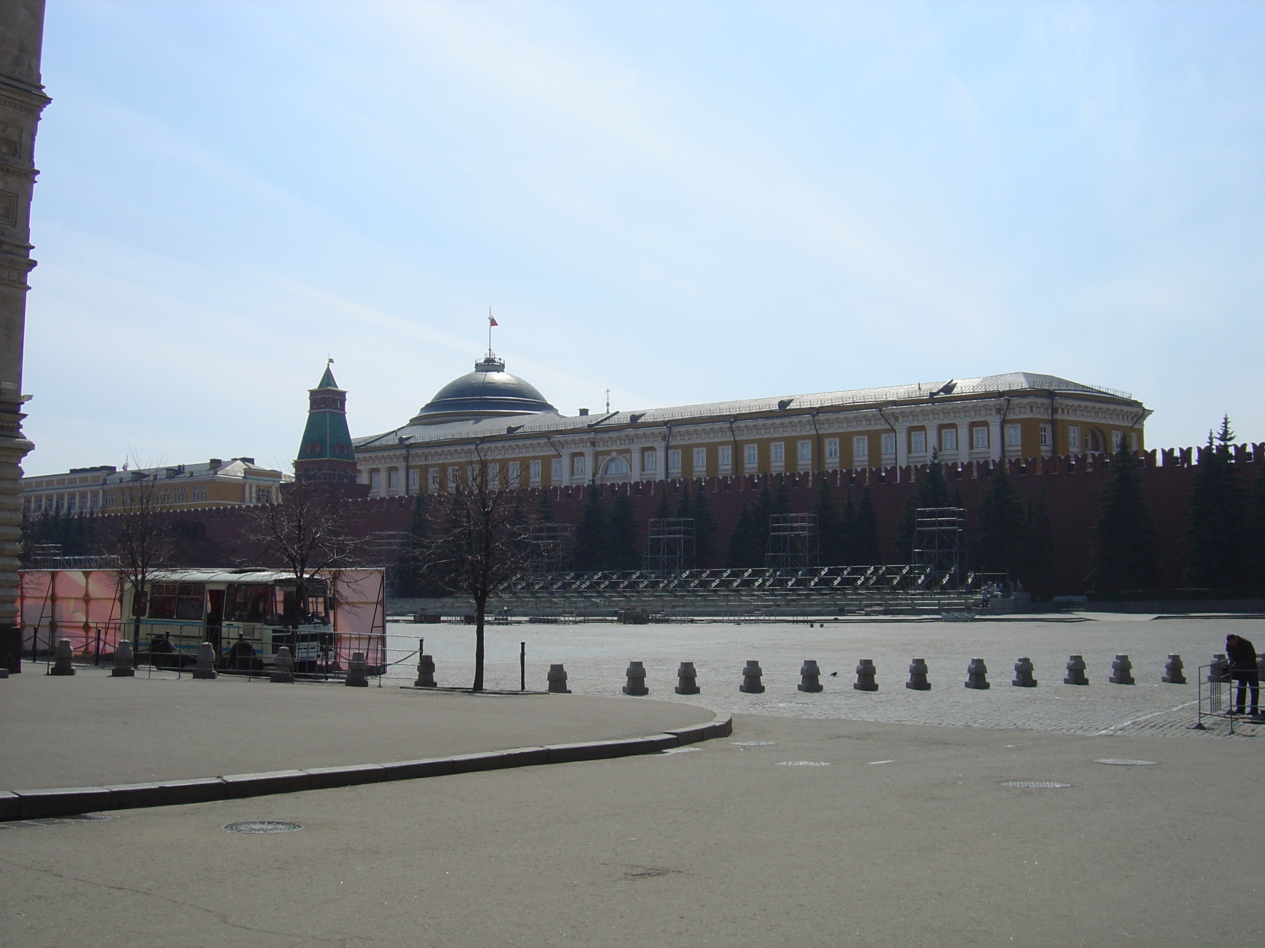 Picture Russia Moscow Red Square 2005-04 29 - Discovery Red Square