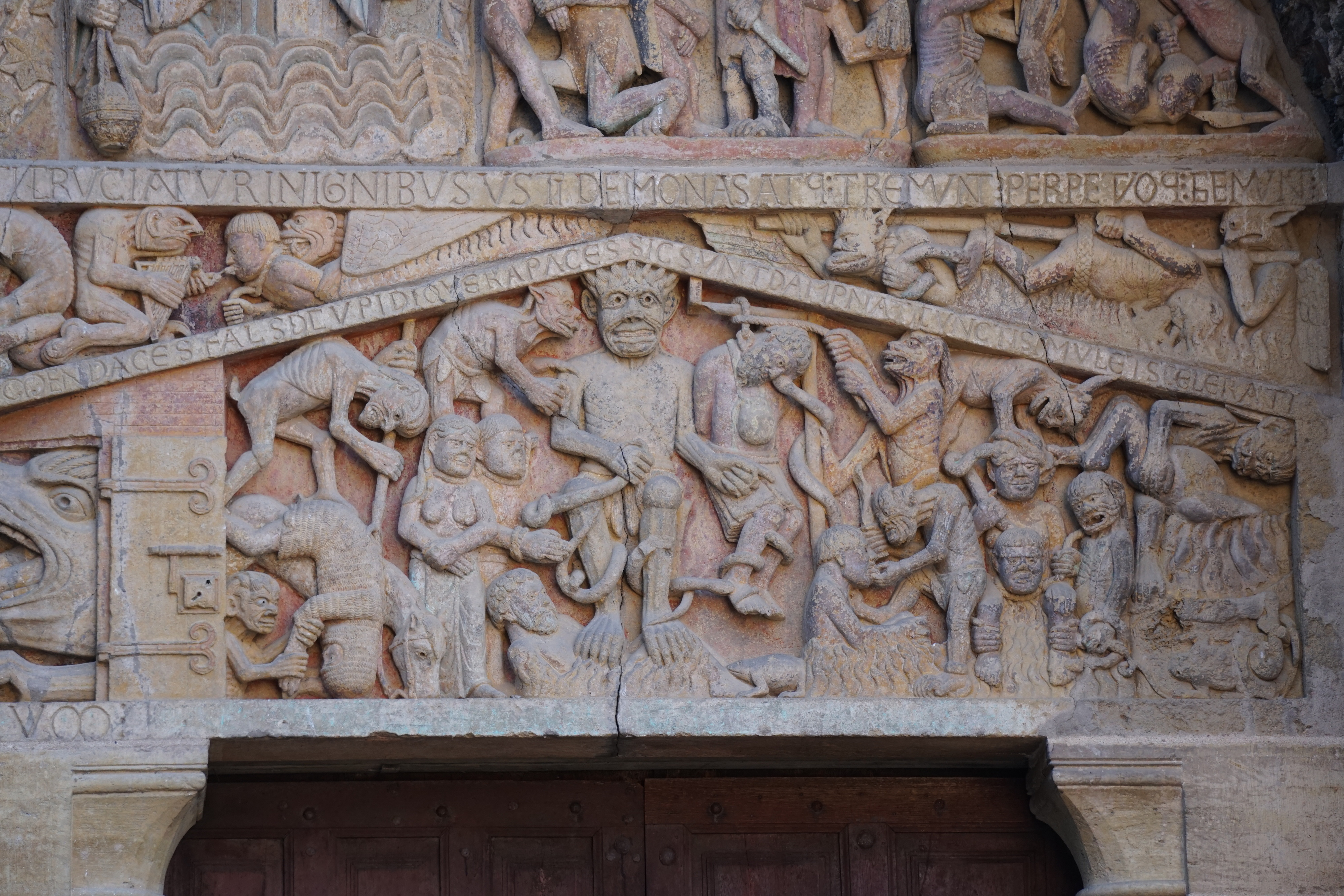 Picture France Conques Abbatiale Sainte-Foy de Conques 2018-04 80 - Discovery Abbatiale Sainte-Foy de Conques