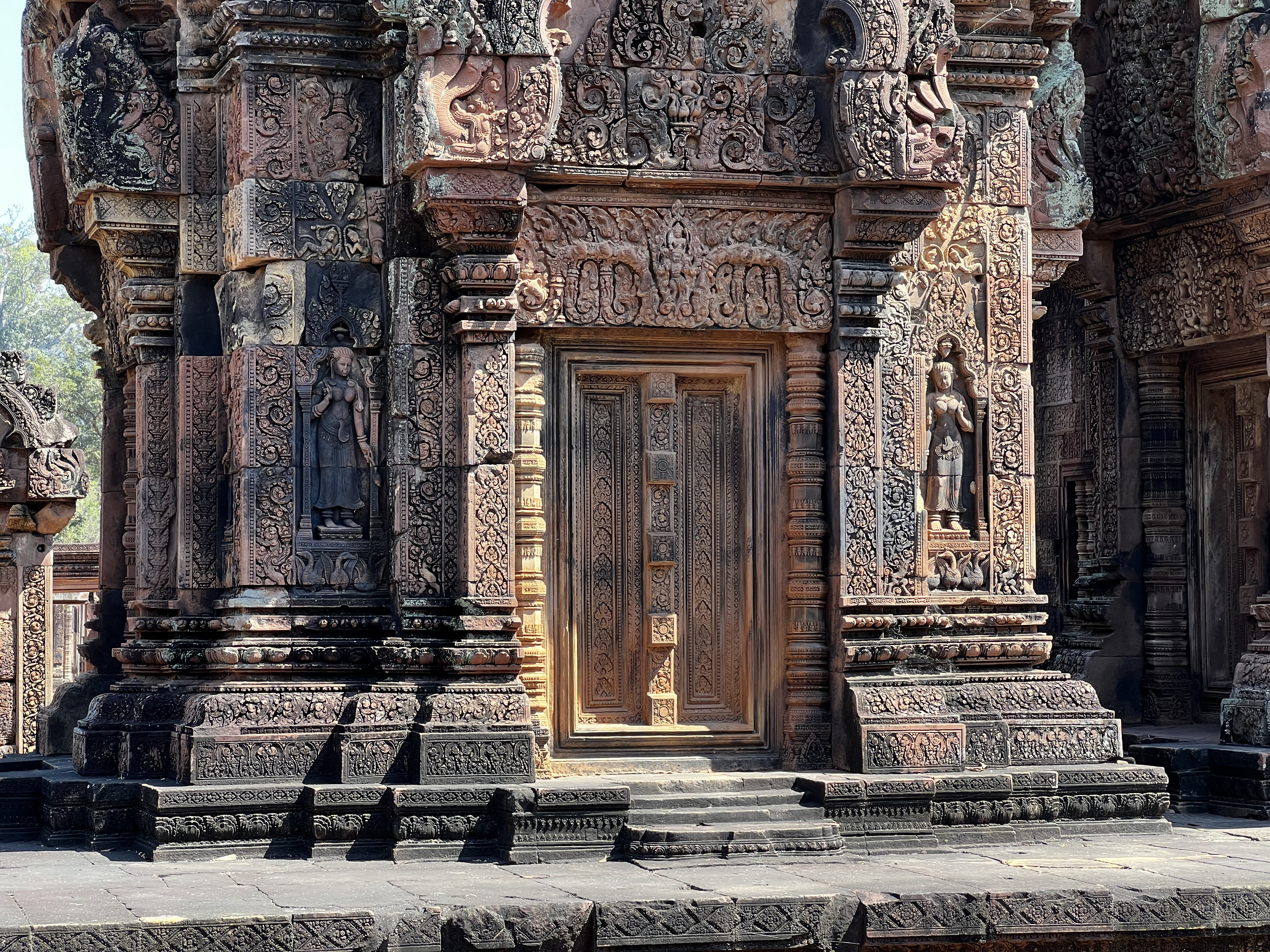 Picture Cambodia Siem Reap ⁨Banteay Srei⁩ 2023-01 3 - History ⁨Banteay Srei⁩