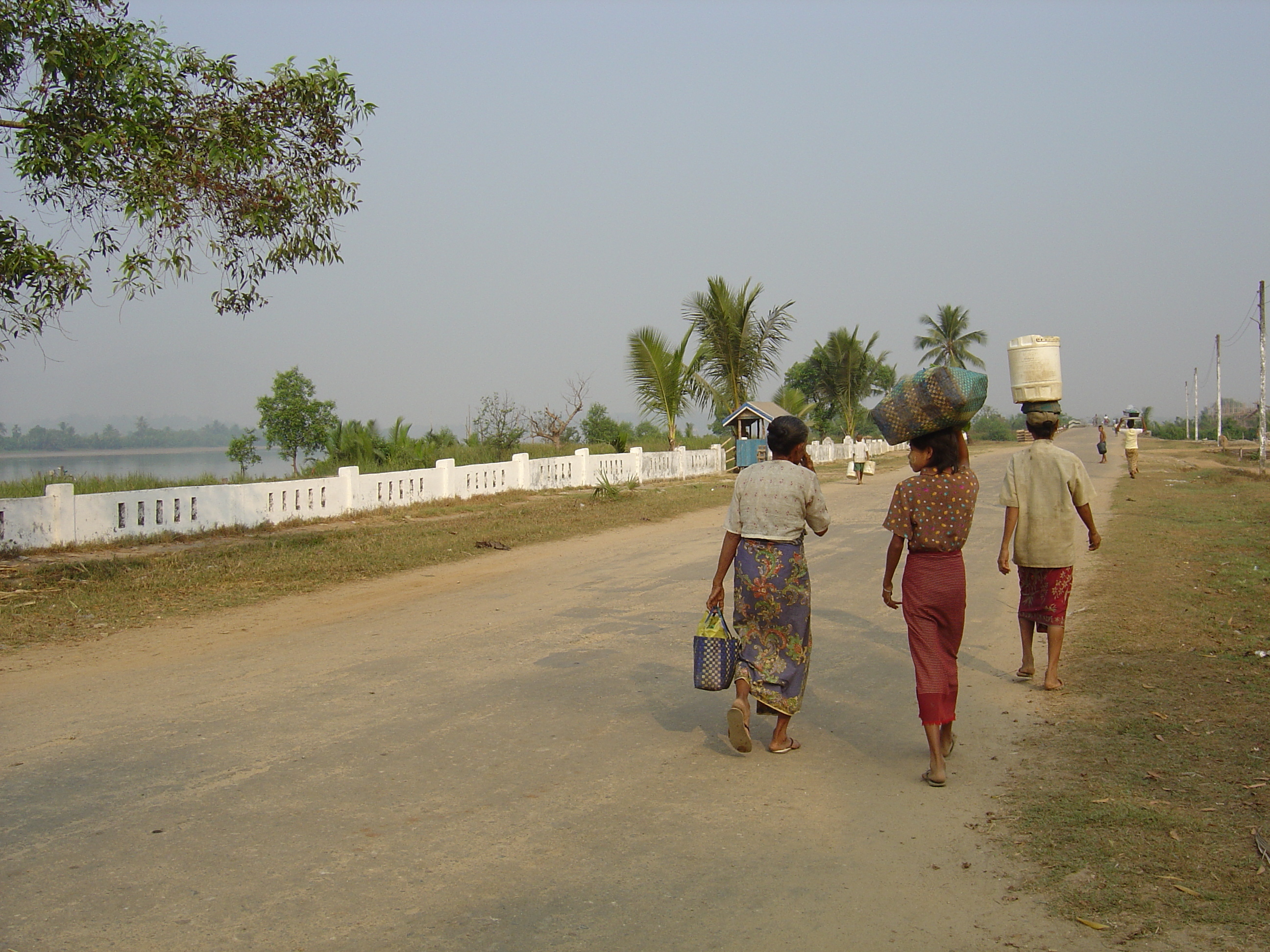 Picture Myanmar Dawei (TAVOY) 2005-01 83 - Journey Dawei (TAVOY)