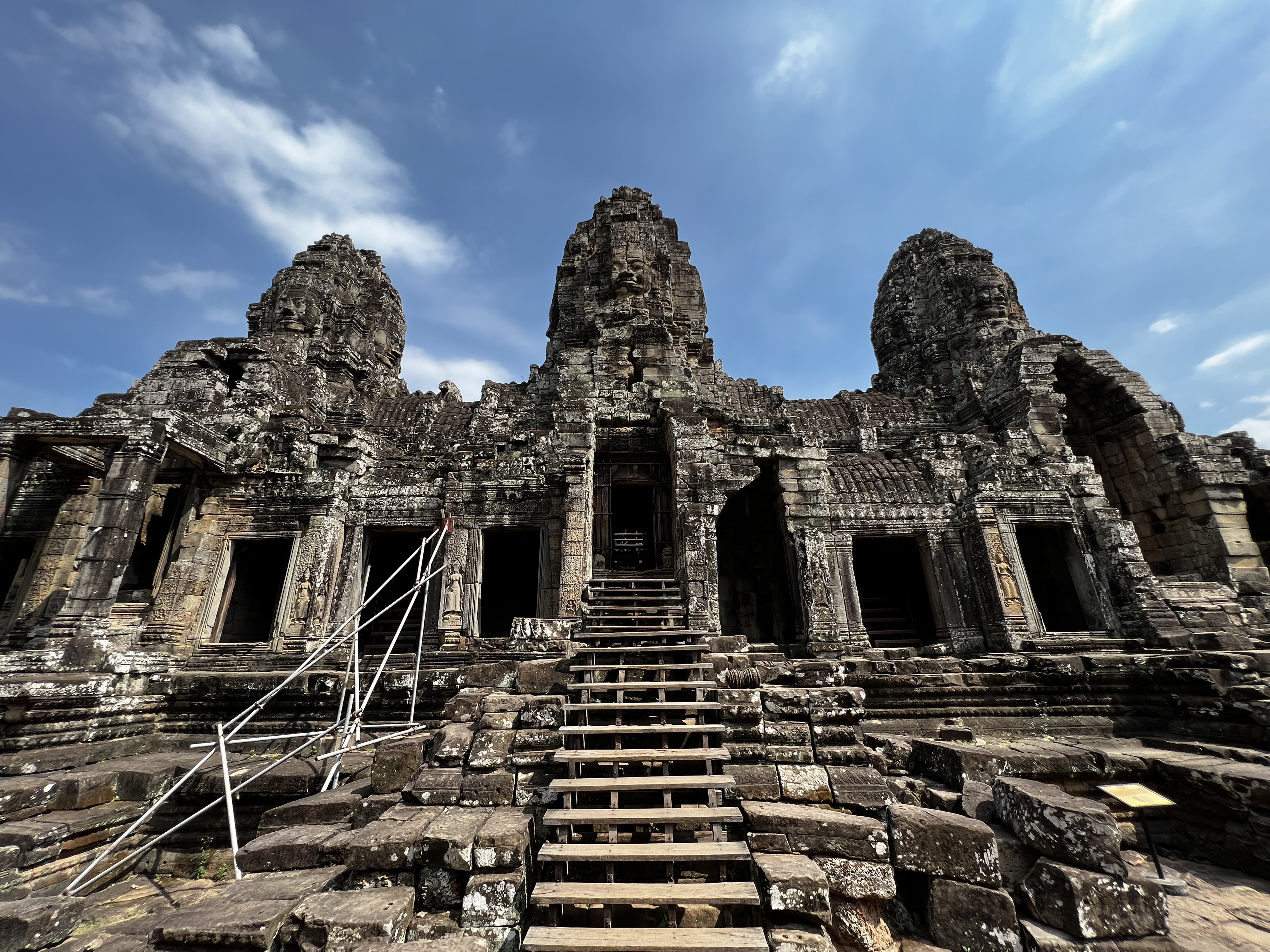 Picture Cambodia Siem Reap Bayon 2023-01 9 - Tour Bayon