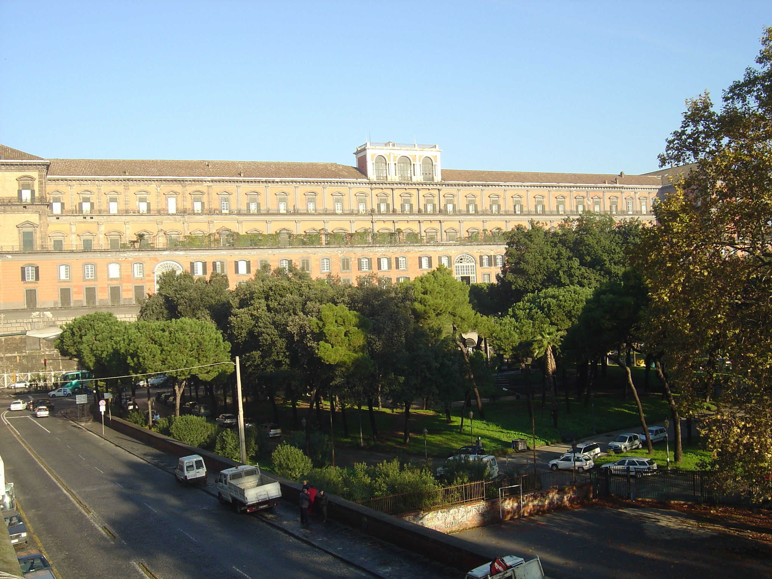 Picture Italy Napoli 2004-11 13 - History Napoli