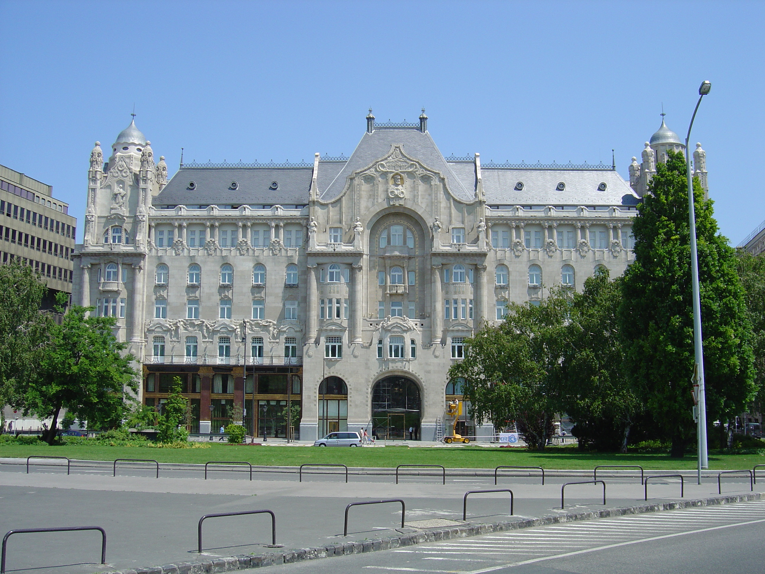 Picture Hungary Budapest 2004-05 206 - History Budapest