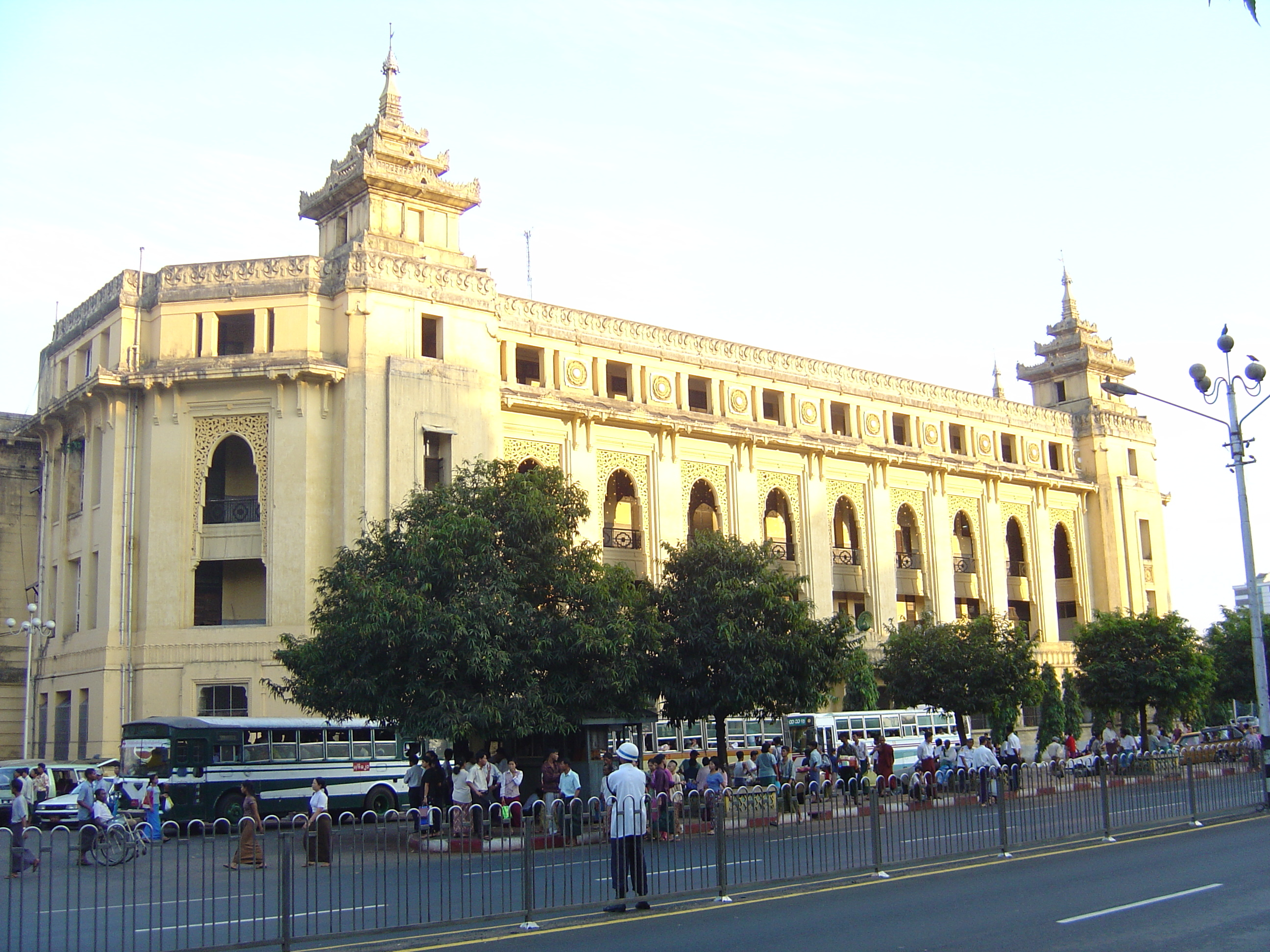 Picture Myanmar Yangon 2005-01 268 - Center Yangon