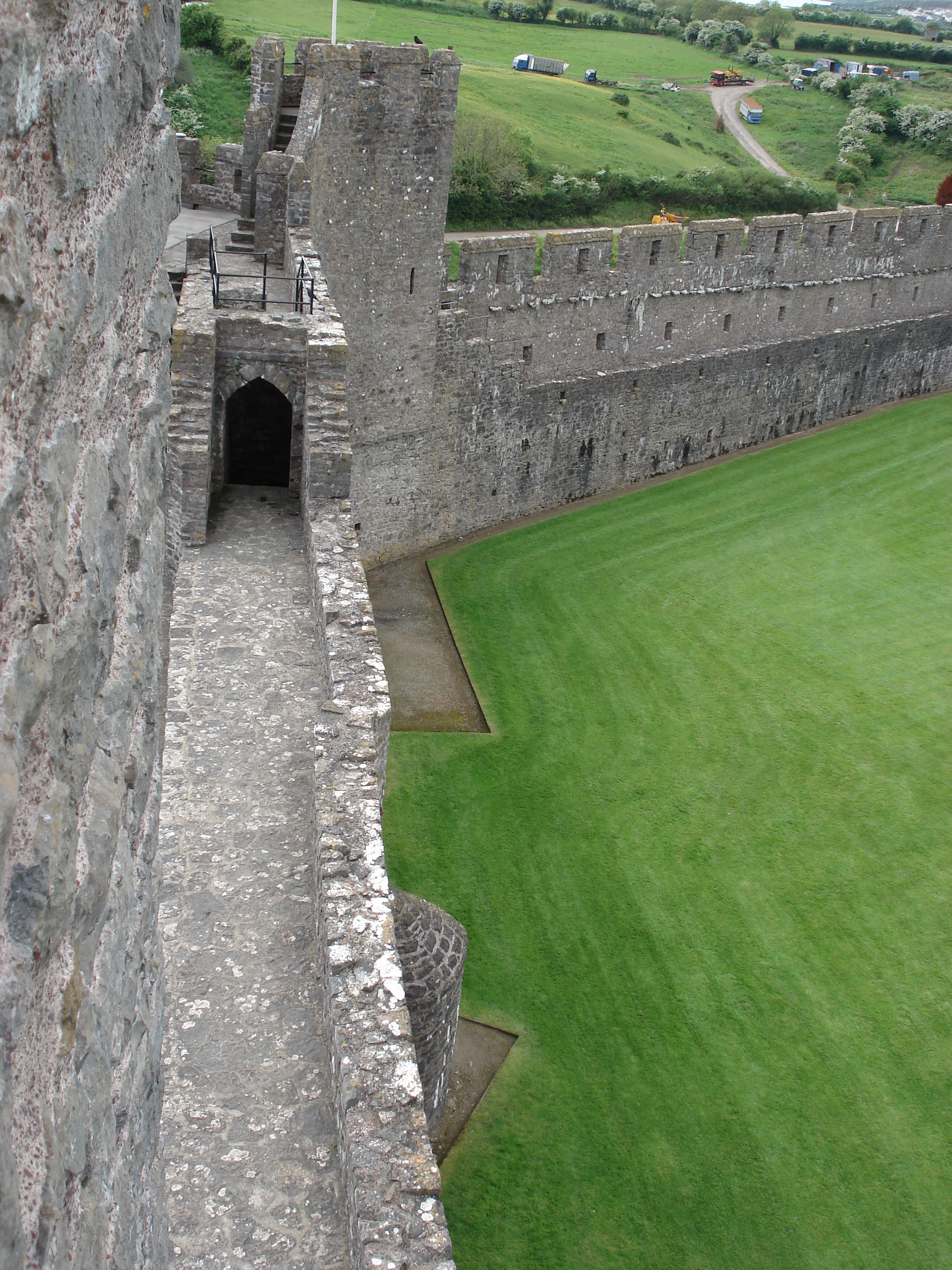 Picture United Kingdom Pembrokeshire Pembroke Castle 2006-05 2 - Tour Castle