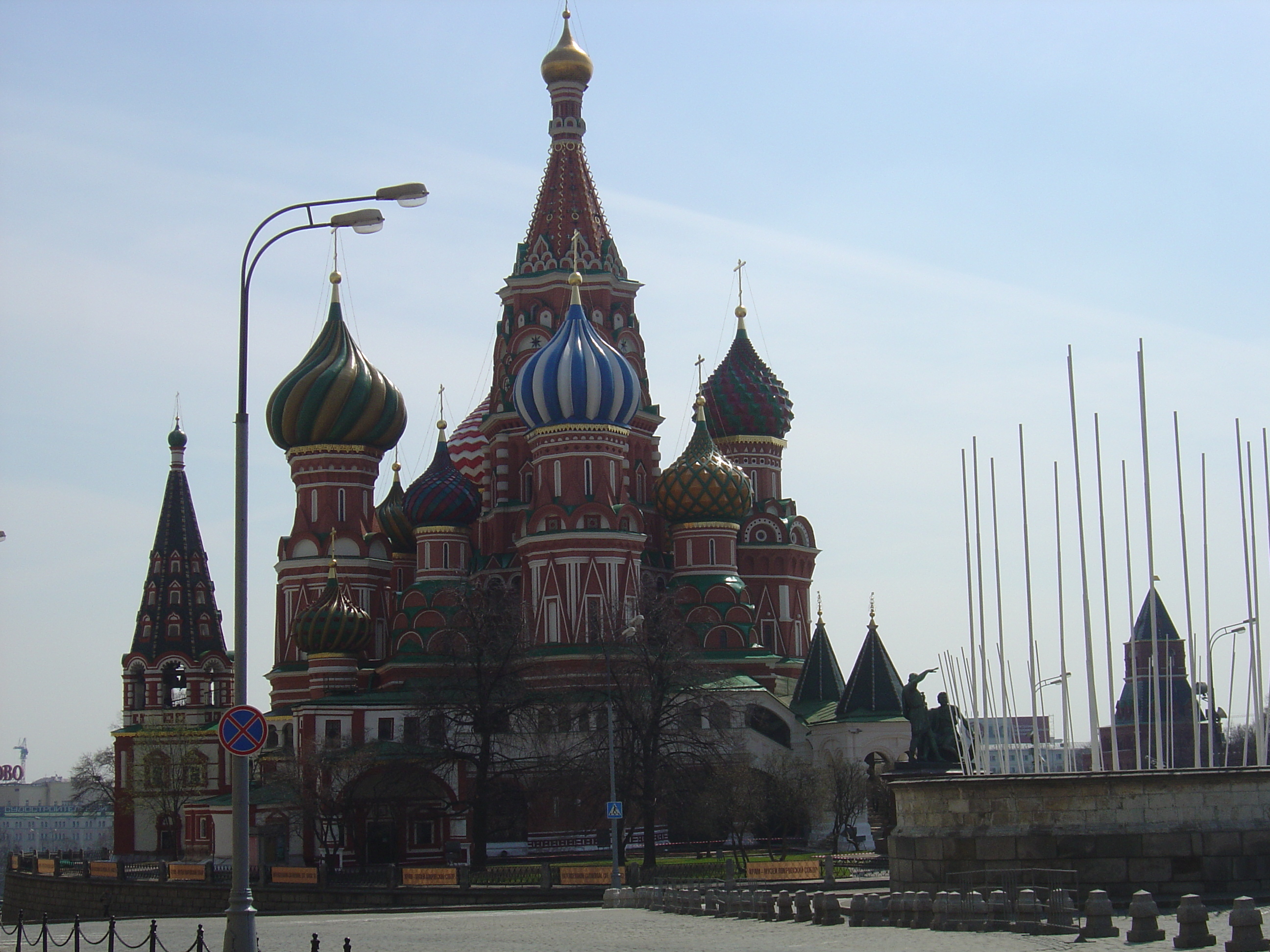 Picture Russia Moscow Red Square 2005-04 13 - Tours Red Square