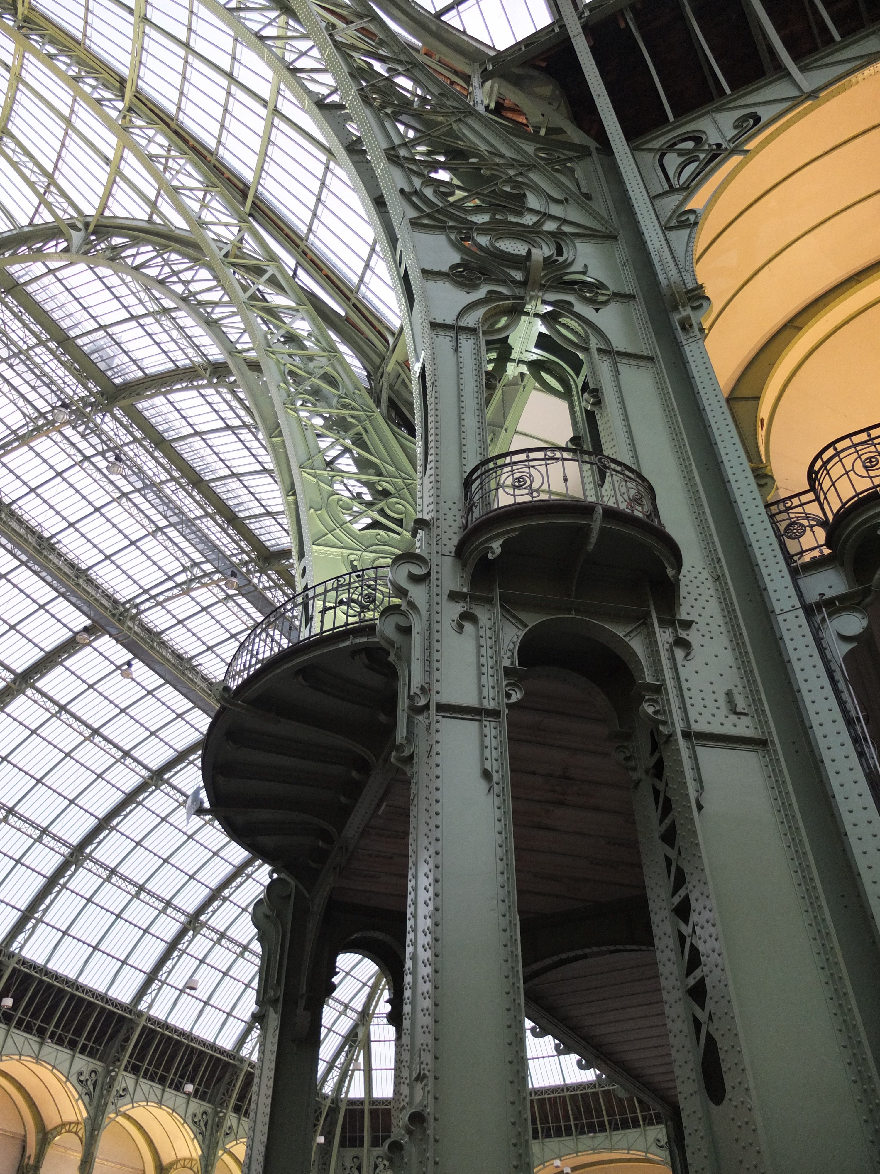 Picture France Paris Grand Palais 2012-01 131 - Tour Grand Palais