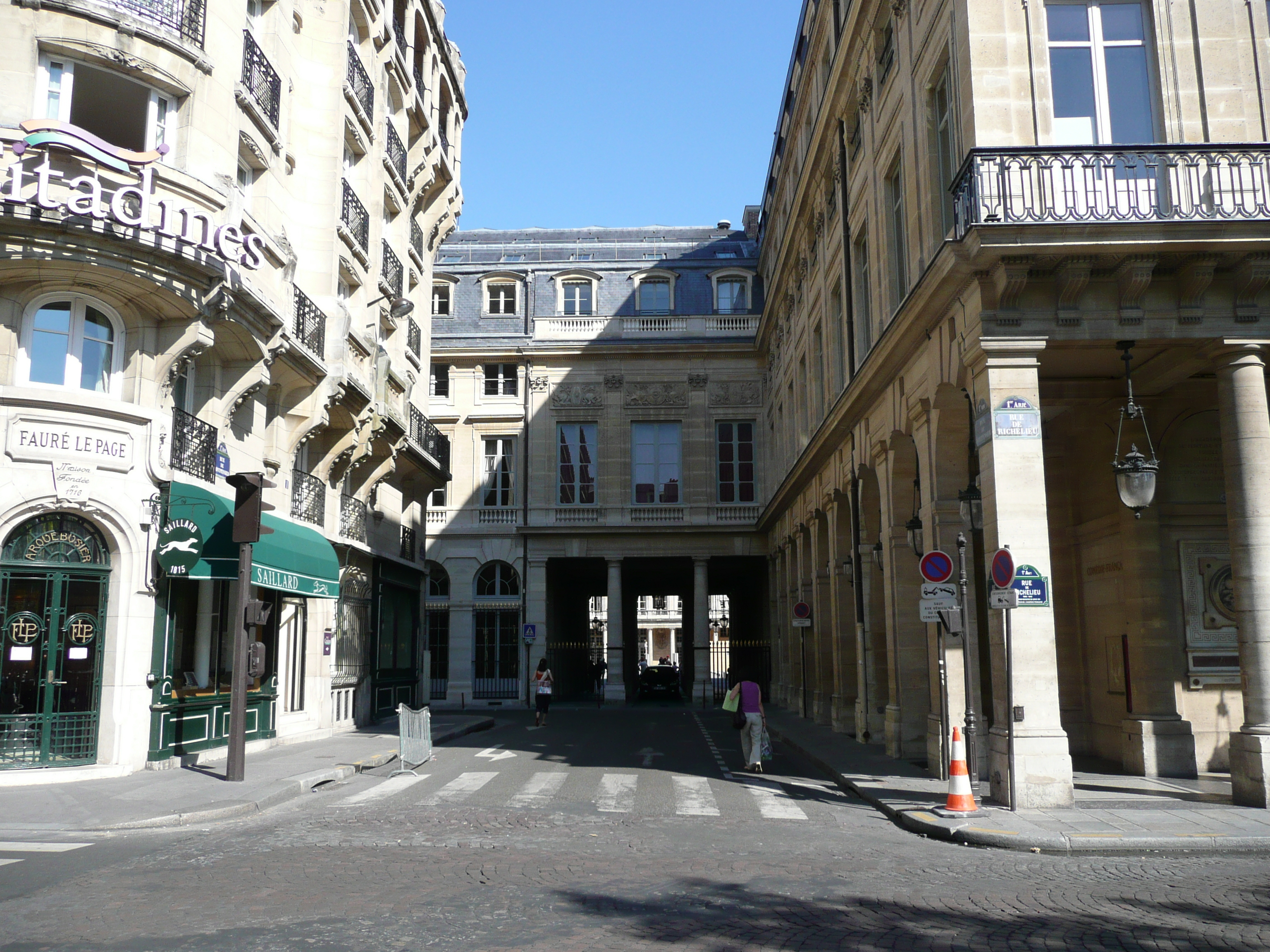 Picture France Paris Palais Royal 2007-08 104 - Tours Palais Royal