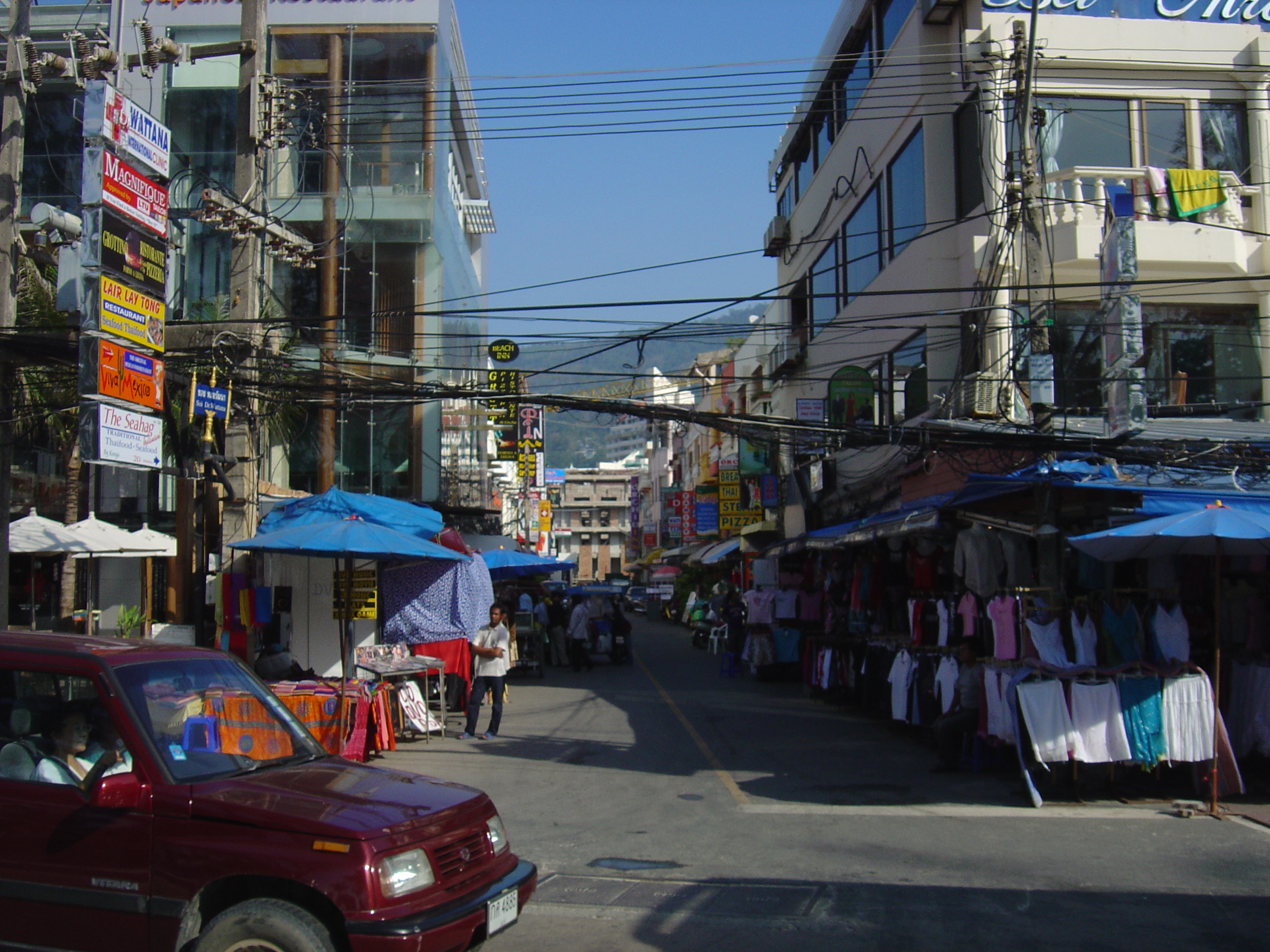 Picture Thailand Phuket Patong Beach Road 2005-12 56 - Discovery Beach Road