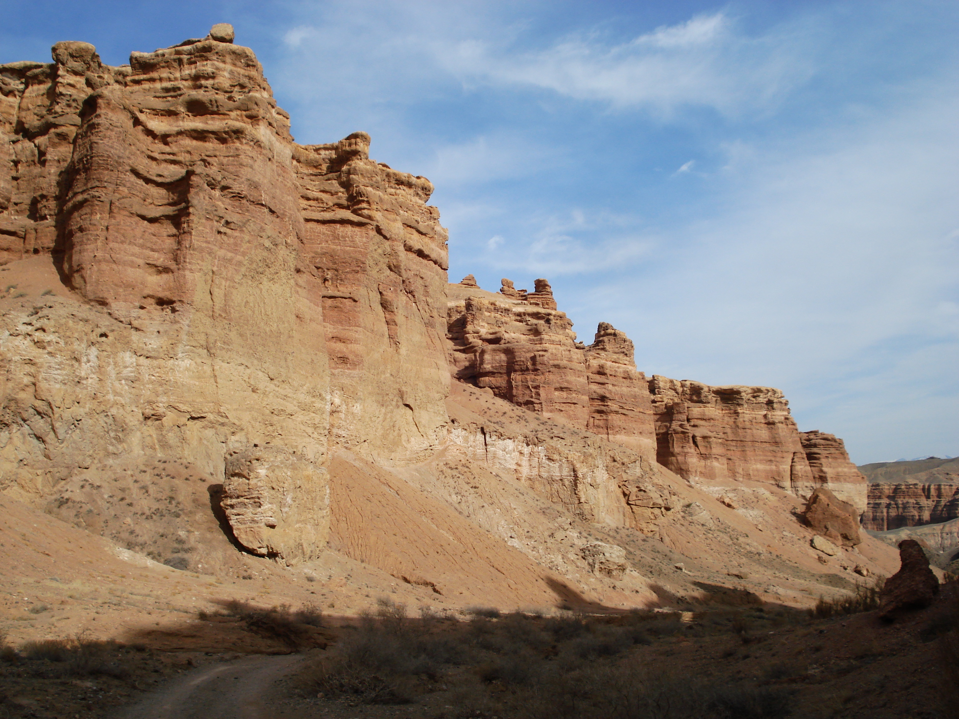 Picture Kazakhstan Charyn Canyon 2007-03 119 - History Charyn Canyon