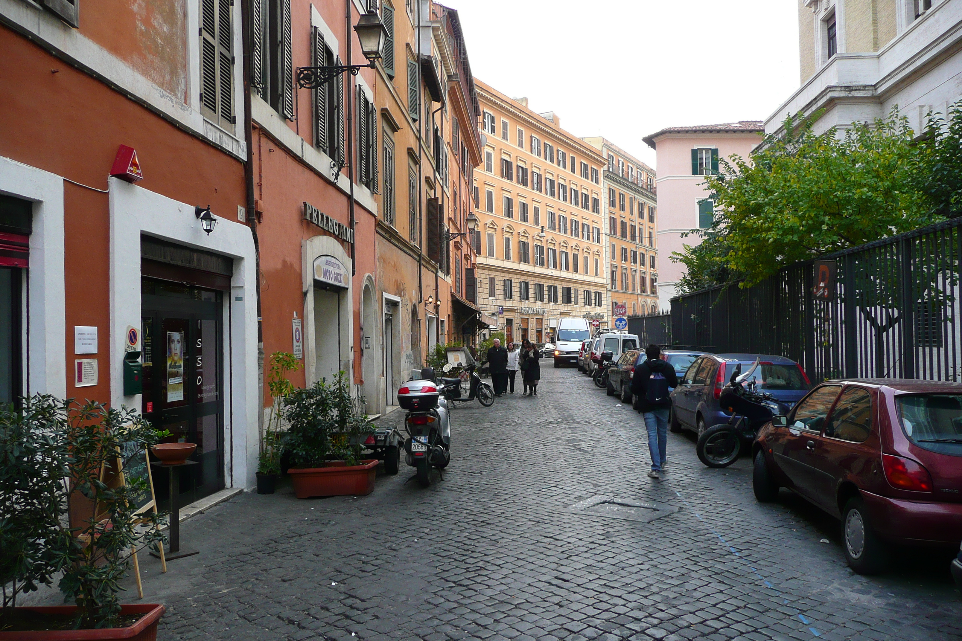 Picture Italy Rome Trastevere 2007-11 87 - History Trastevere