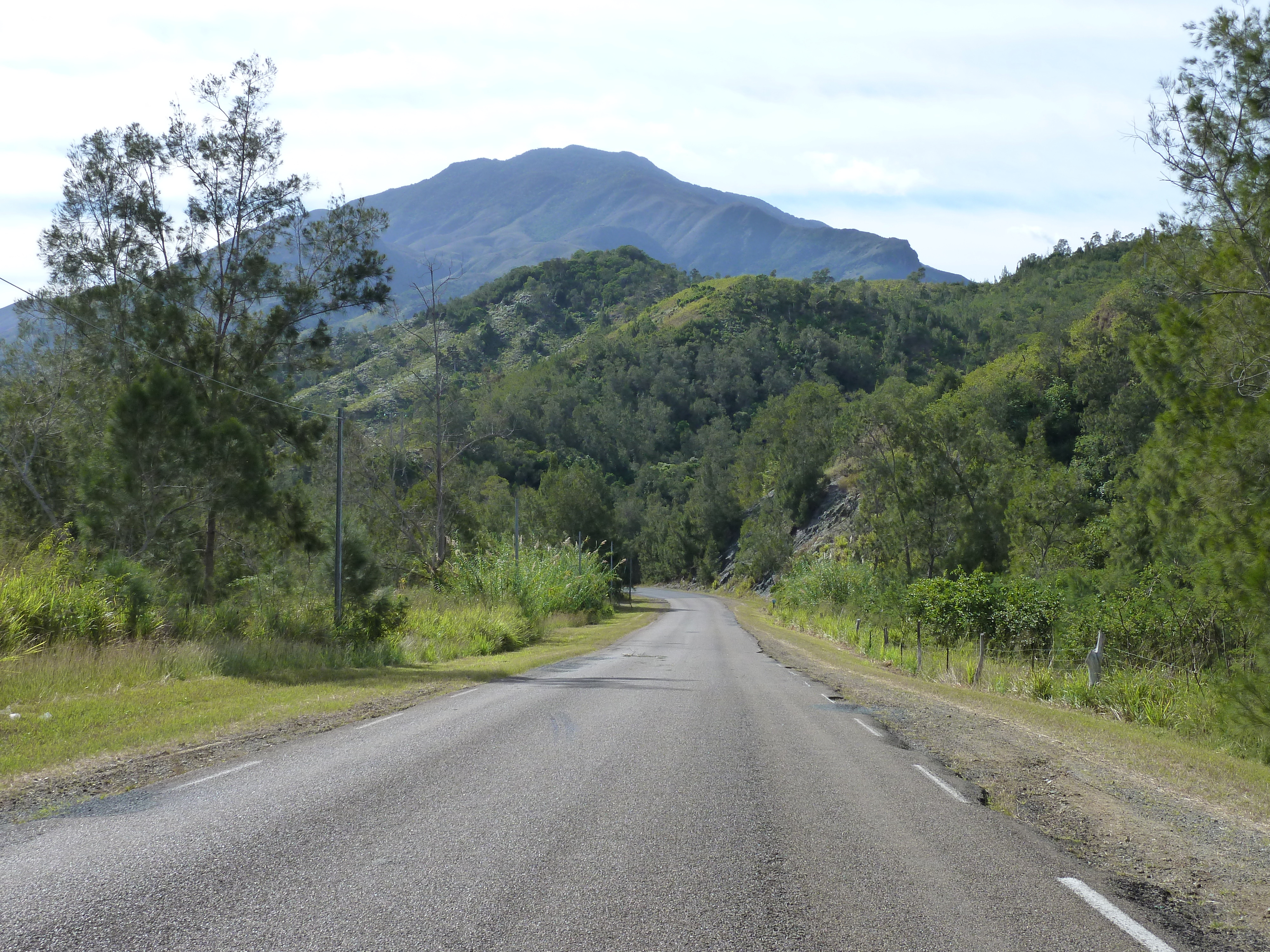 Picture New Caledonia Tontouta to Thio road 2010-05 72 - Center Tontouta to Thio road