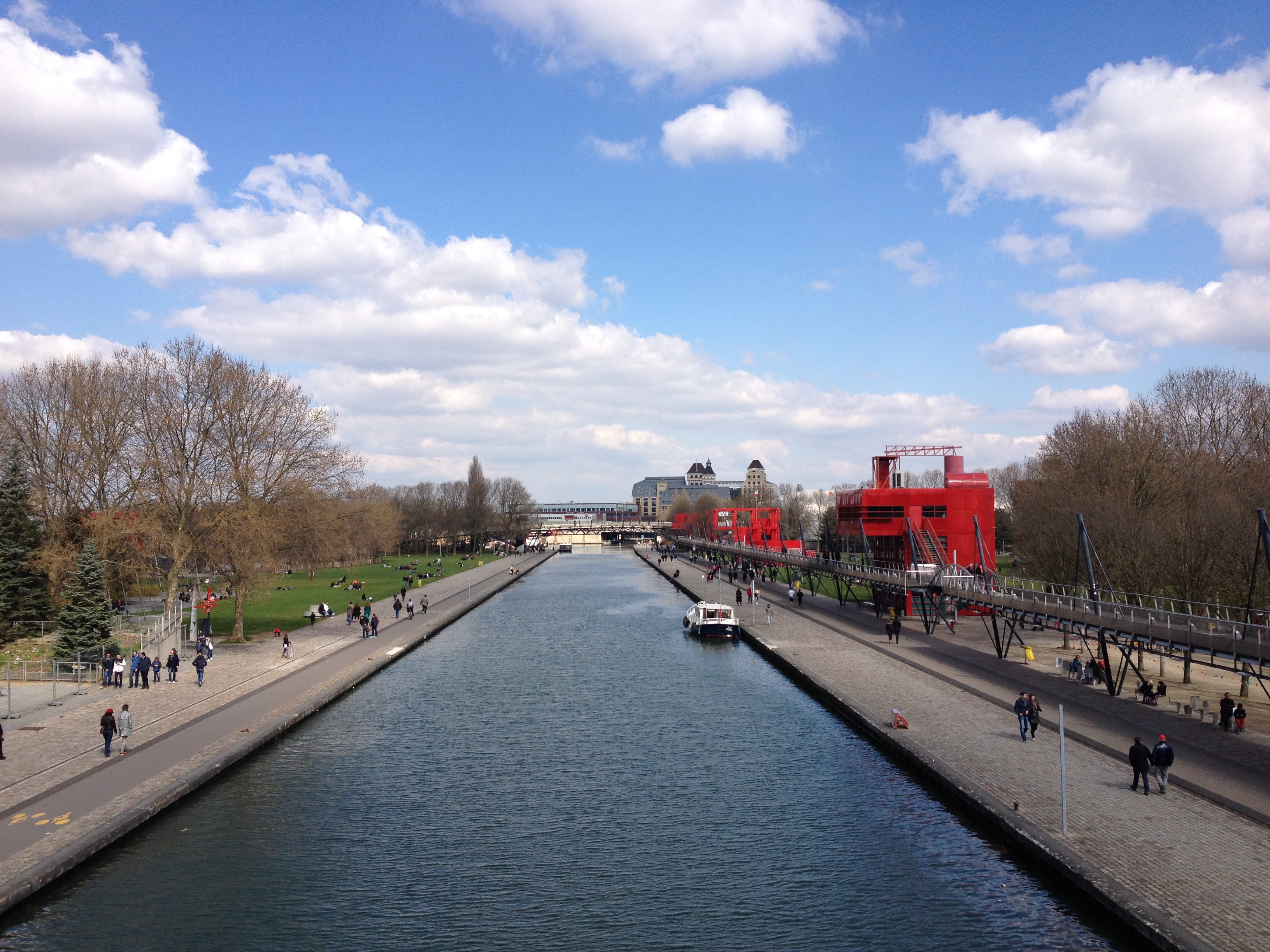 Picture France Paris La Villette Park 2015-04 8 - Recreation La Villette Park