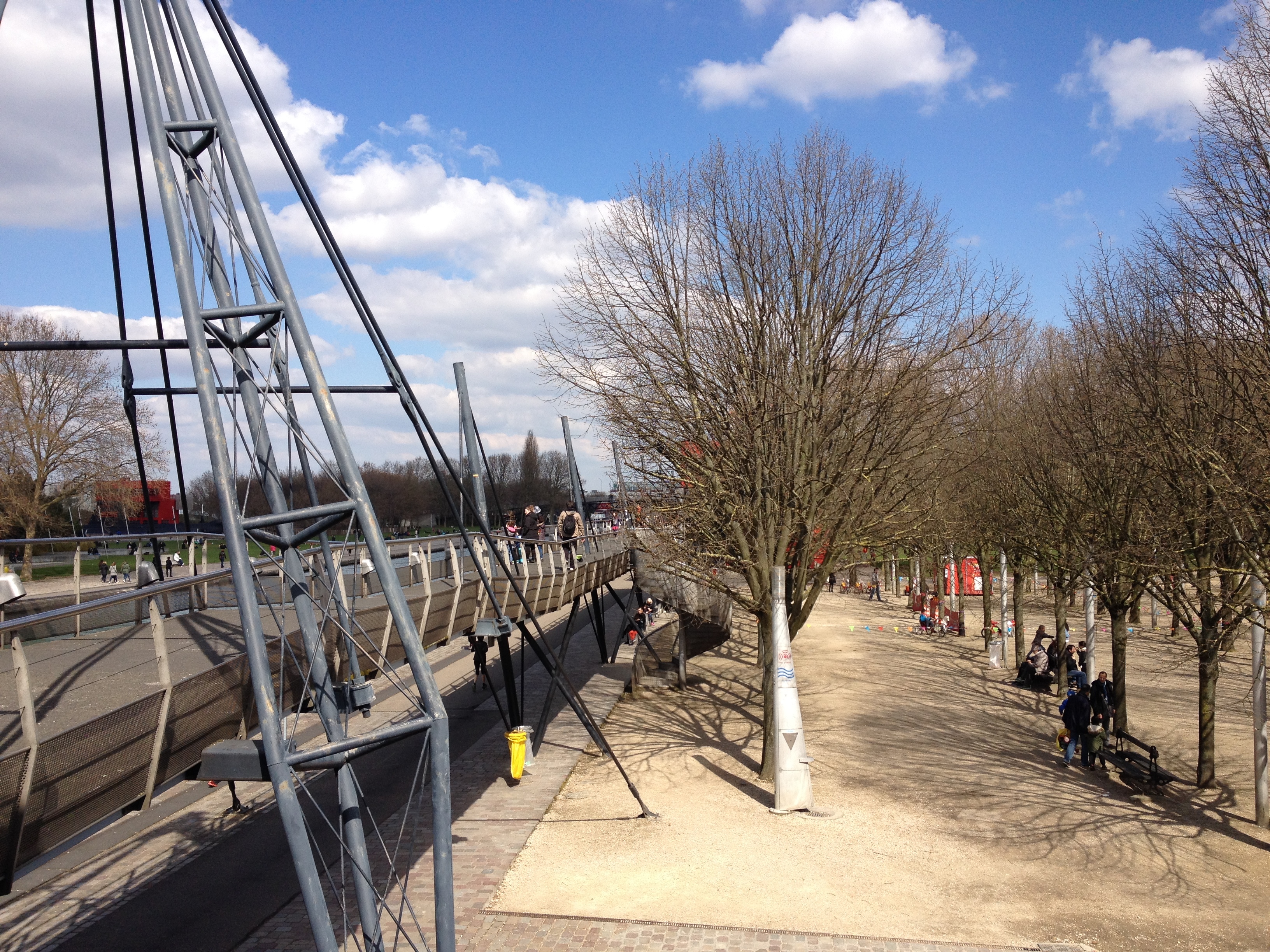 Picture France Paris La Villette Park 2015-04 5 - Recreation La Villette Park