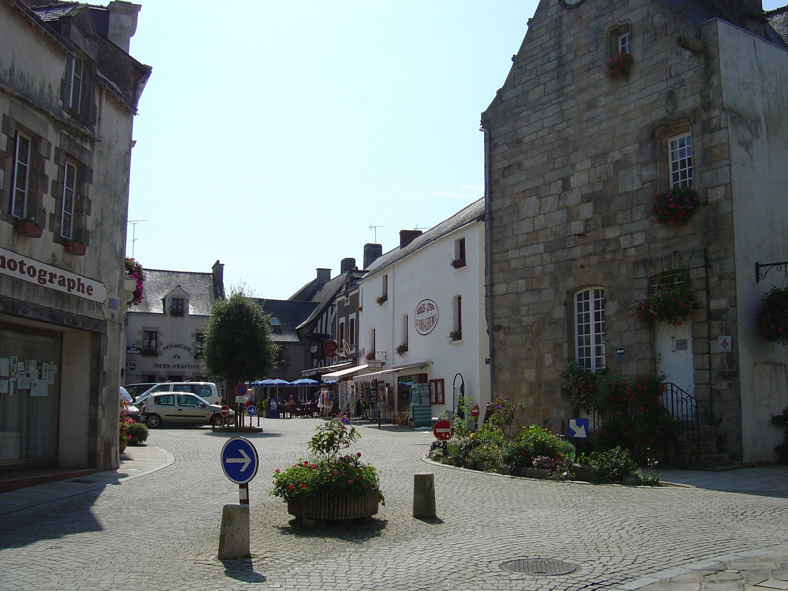 Picture France La Roche Bernard 2004-08 6 - Tour La Roche Bernard