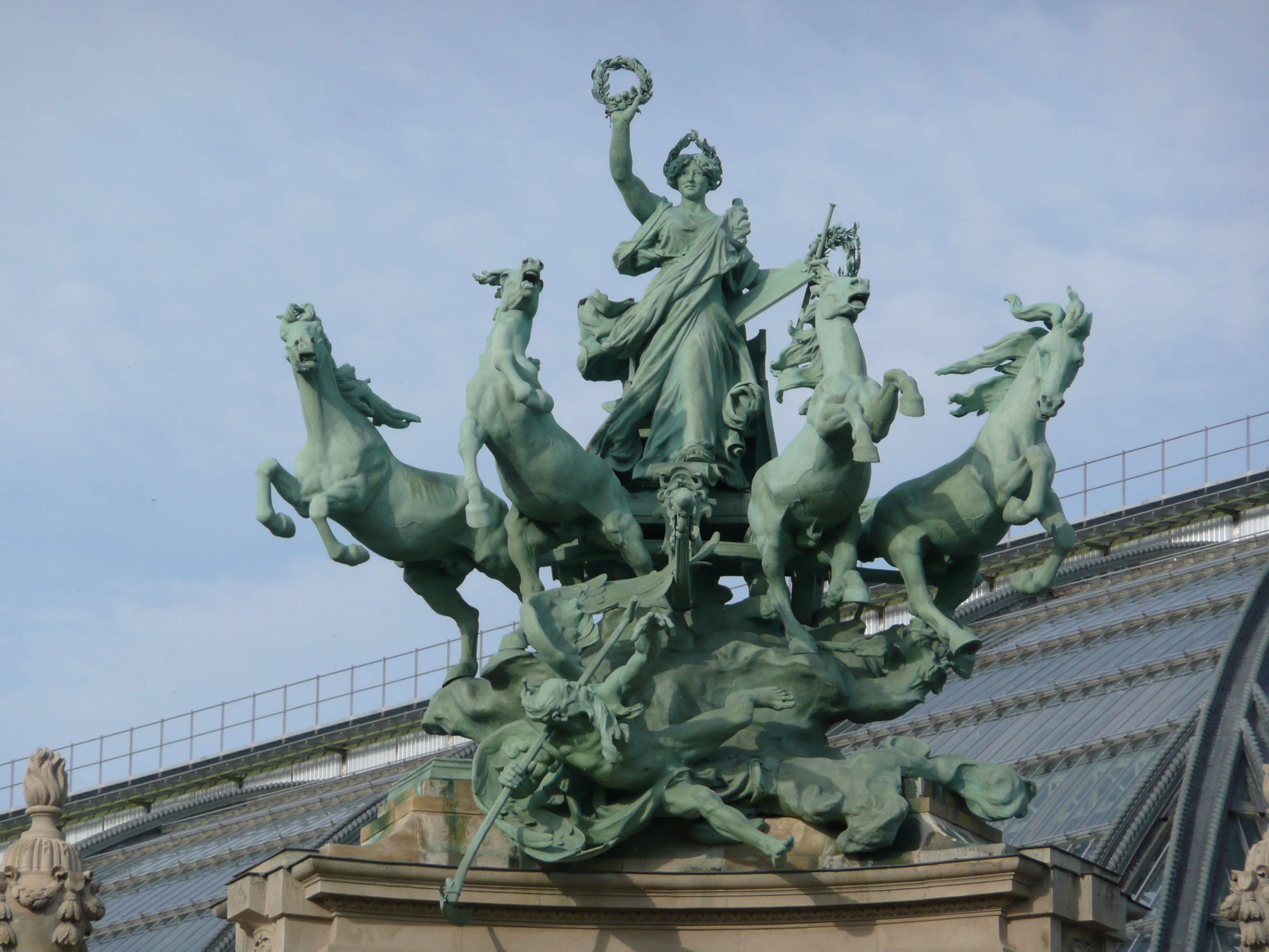 Picture France Paris 2007-06 18 - History Paris