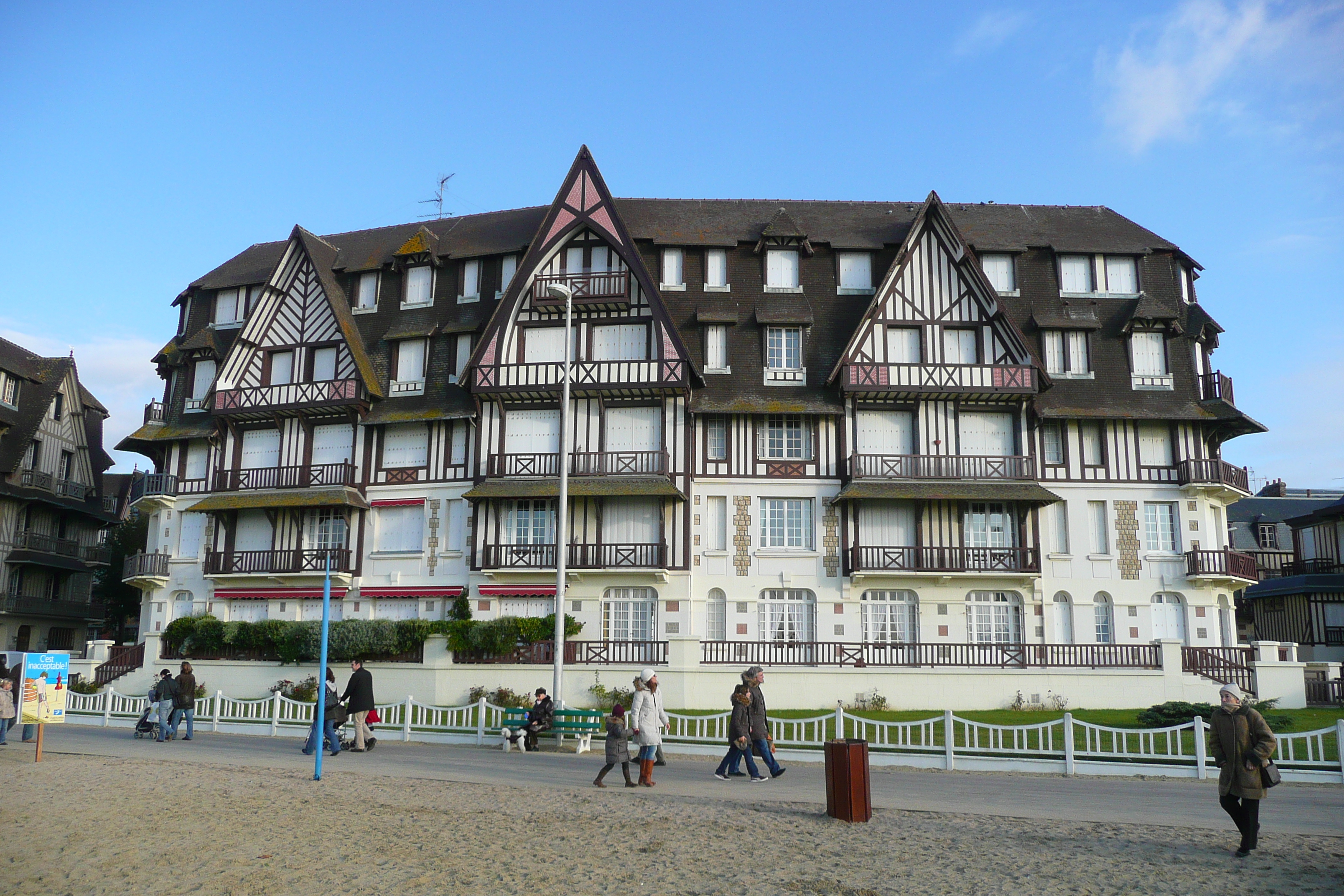 Picture France Trouville 2008-10 12 - History Trouville