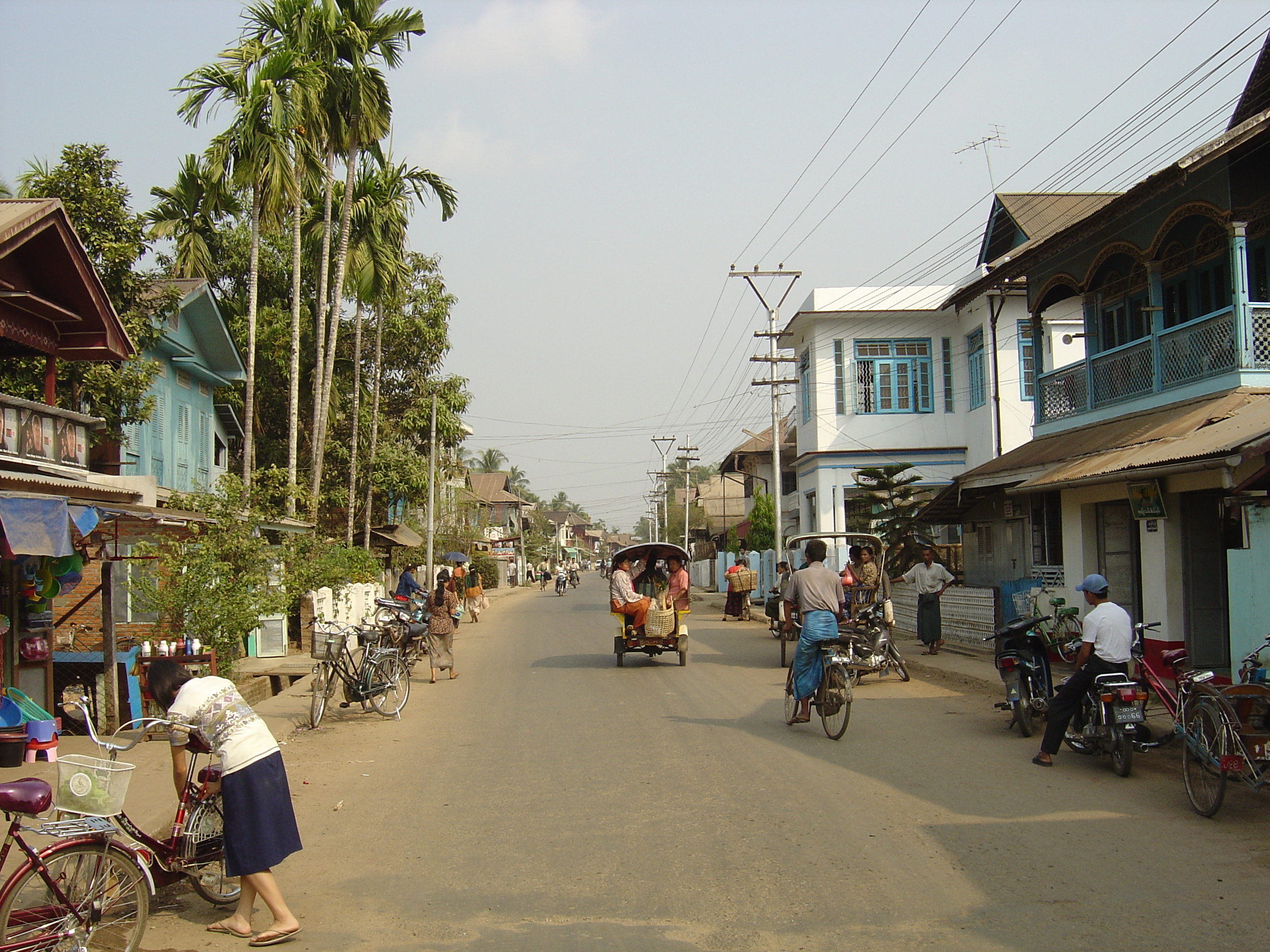 Picture Myanmar Dawei (TAVOY) 2005-01 176 - Tour Dawei (TAVOY)