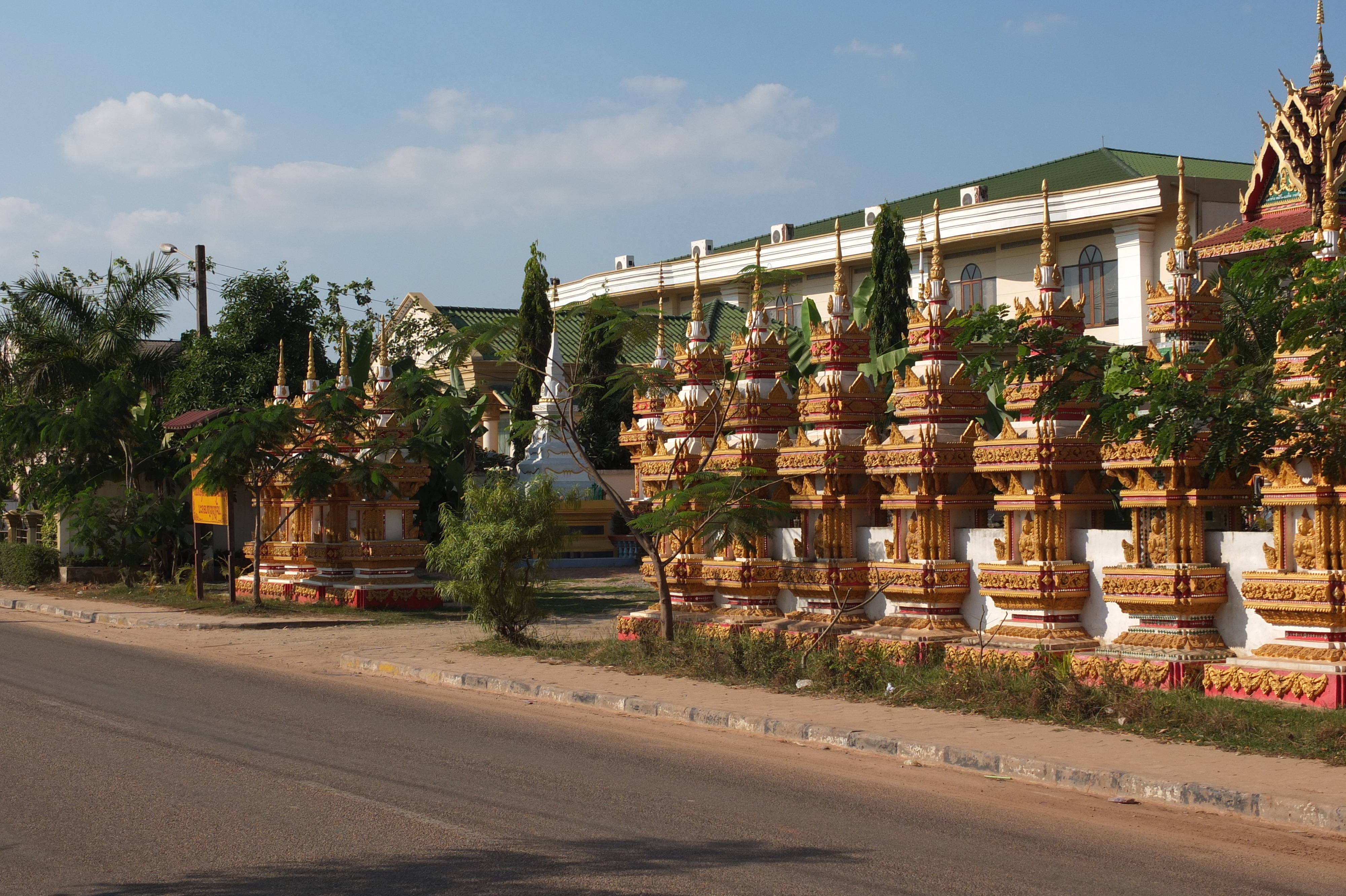 Picture Laos Vientiane 2012-12 144 - History Vientiane