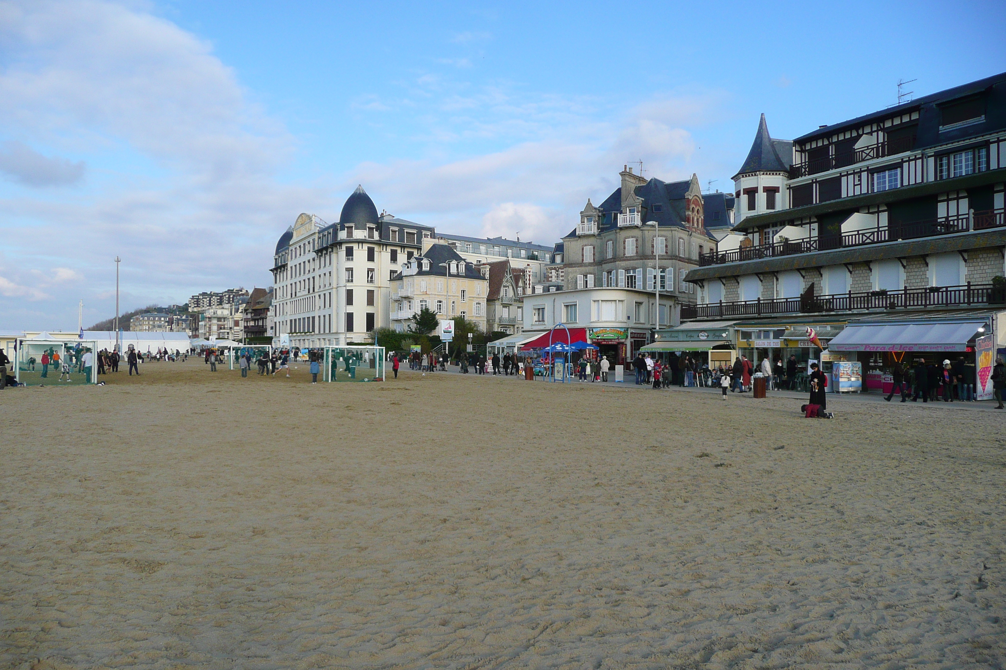 Picture France Trouville 2008-10 43 - Recreation Trouville