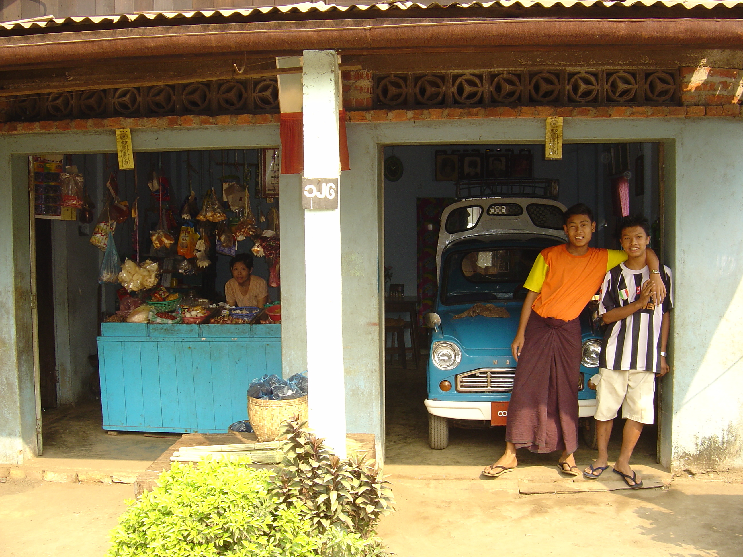 Picture Myanmar Dawei (TAVOY) 2005-01 16 - Journey Dawei (TAVOY)