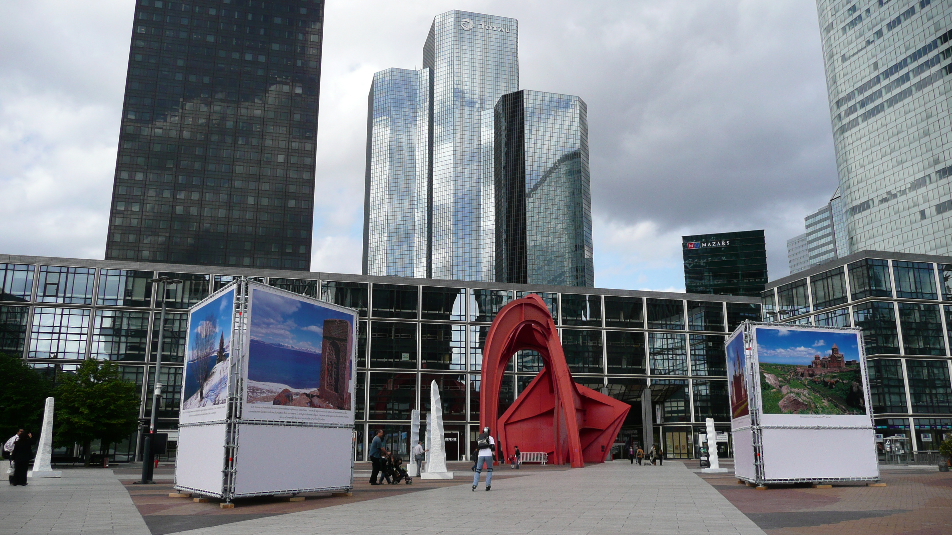 Picture France Paris La Defense 2007-05 157 - Around La Defense