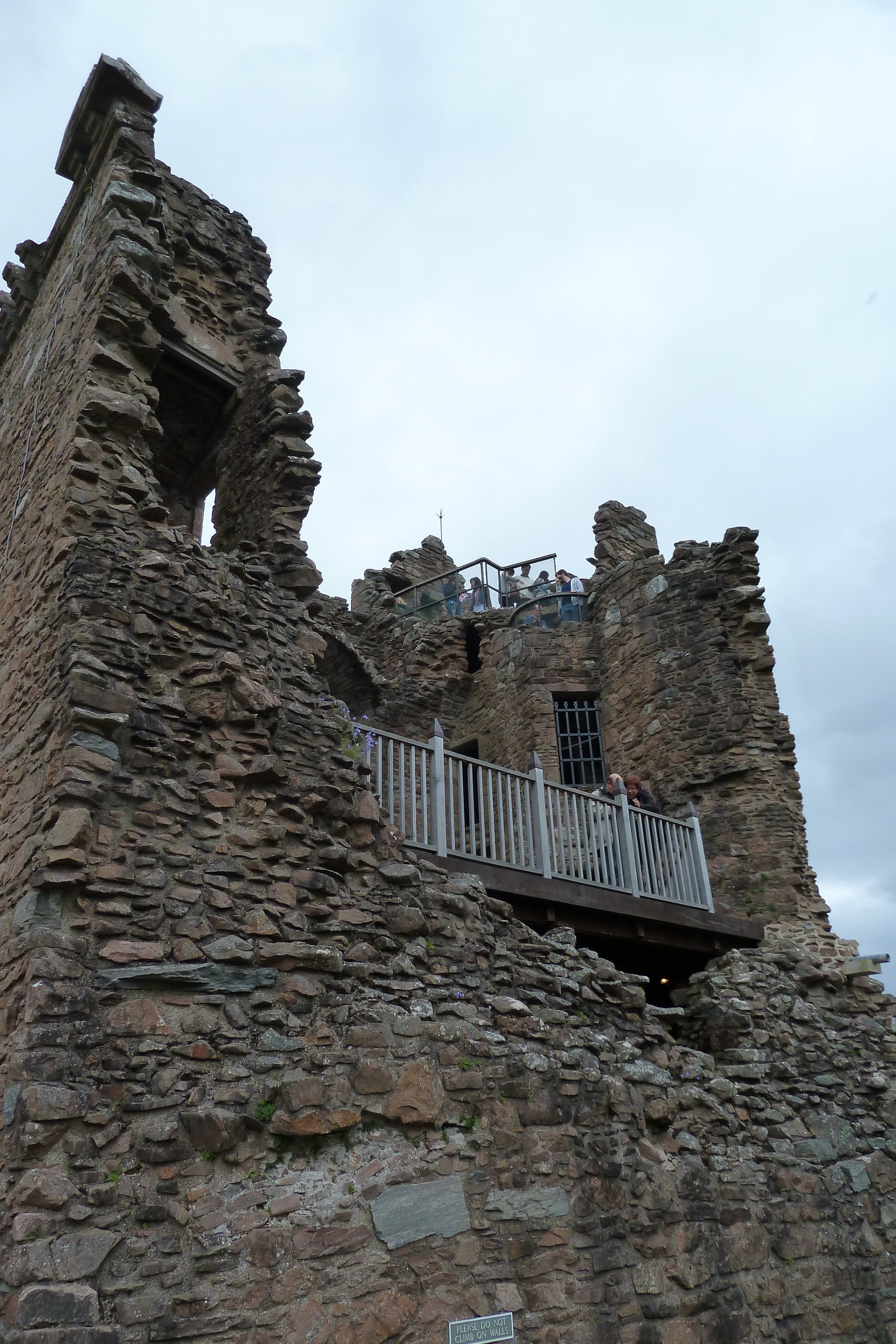 Picture United Kingdom Scotland Urquhart Castle (Loch Ness) 2011-07 43 - Tours Urquhart Castle (Loch Ness)