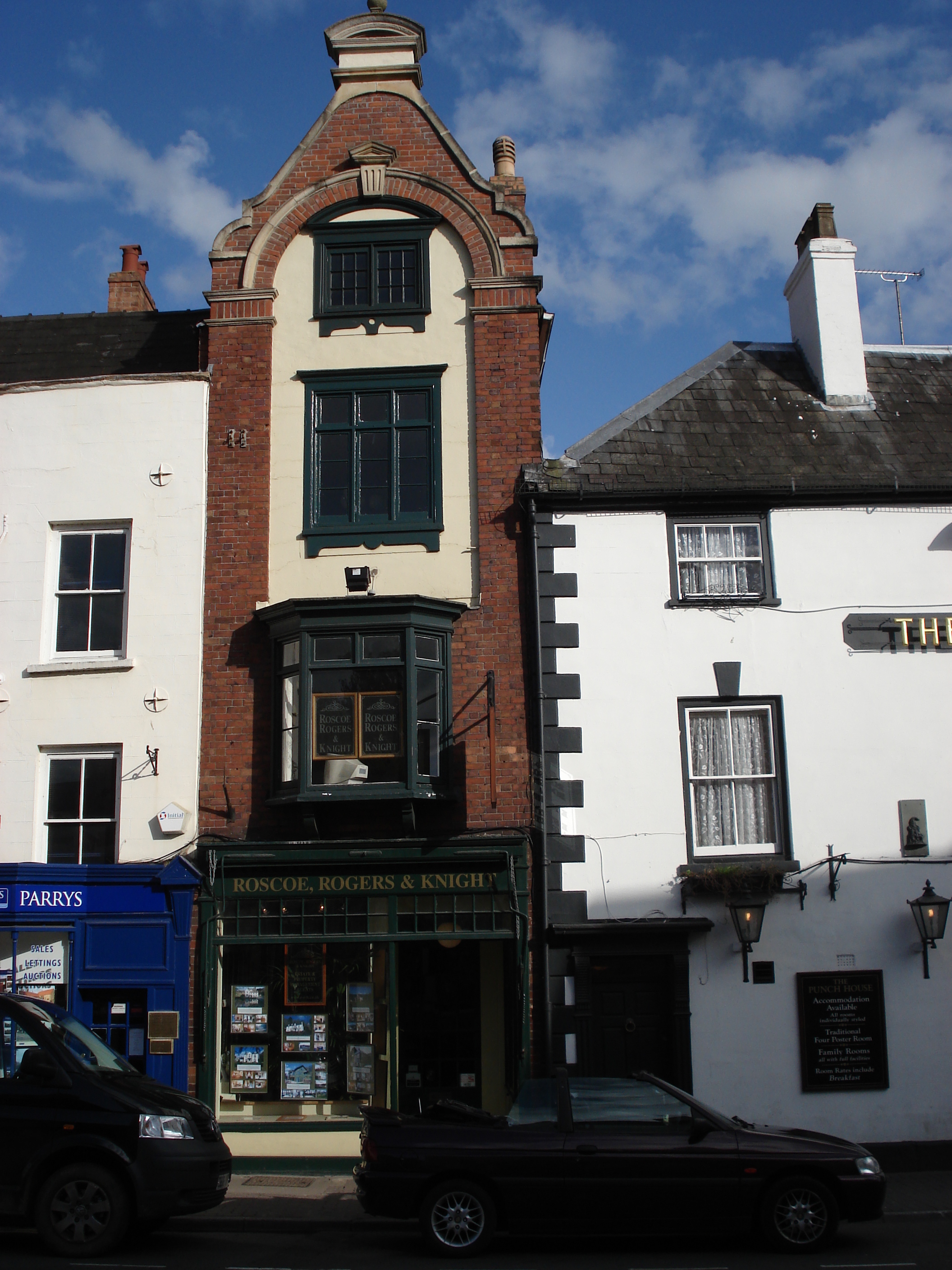 Picture United Kingdom Monmouth 2006-05 46 - Discovery Monmouth