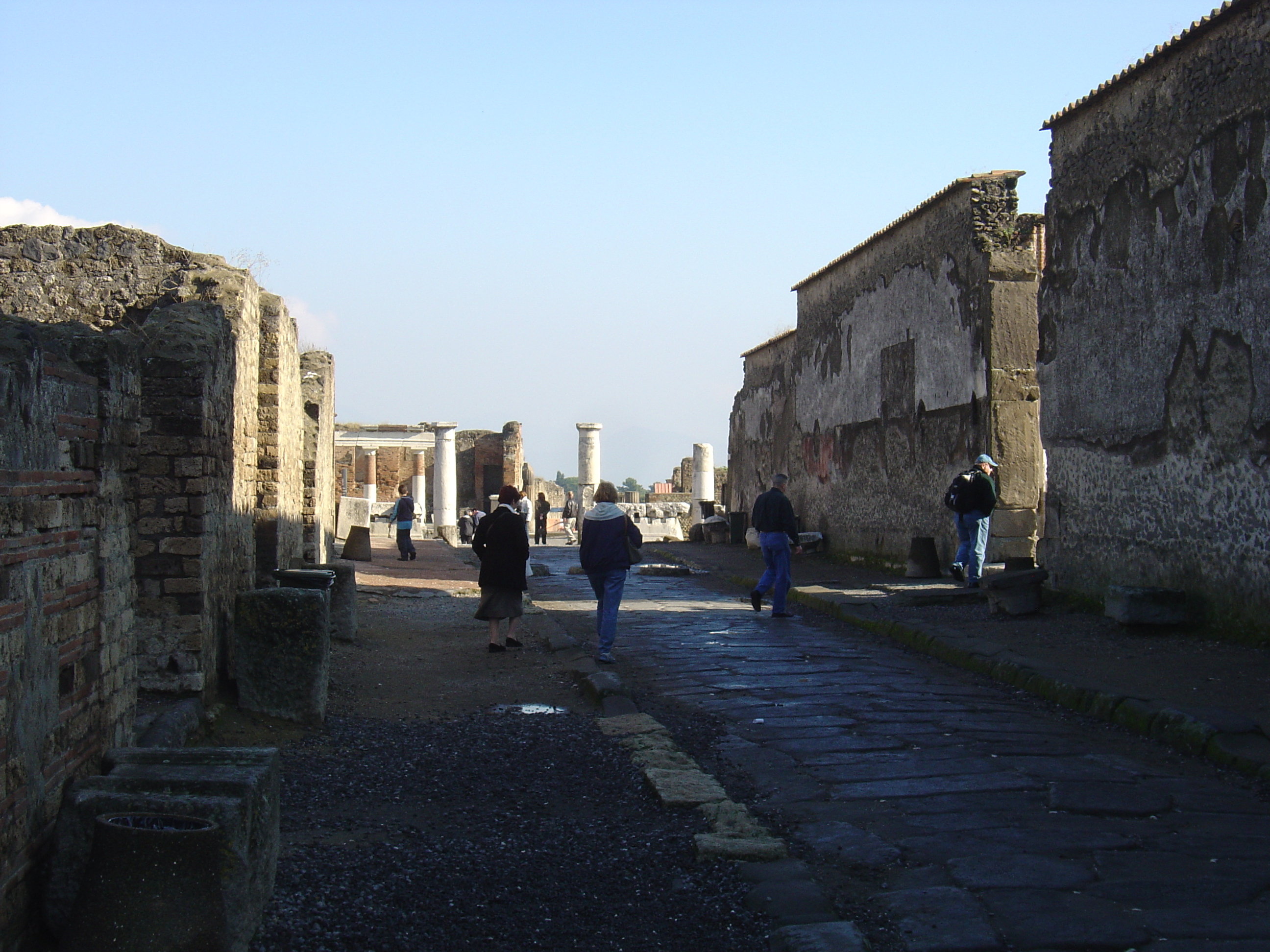 Picture Italy Pompei 2004-11 33 - Around Pompei