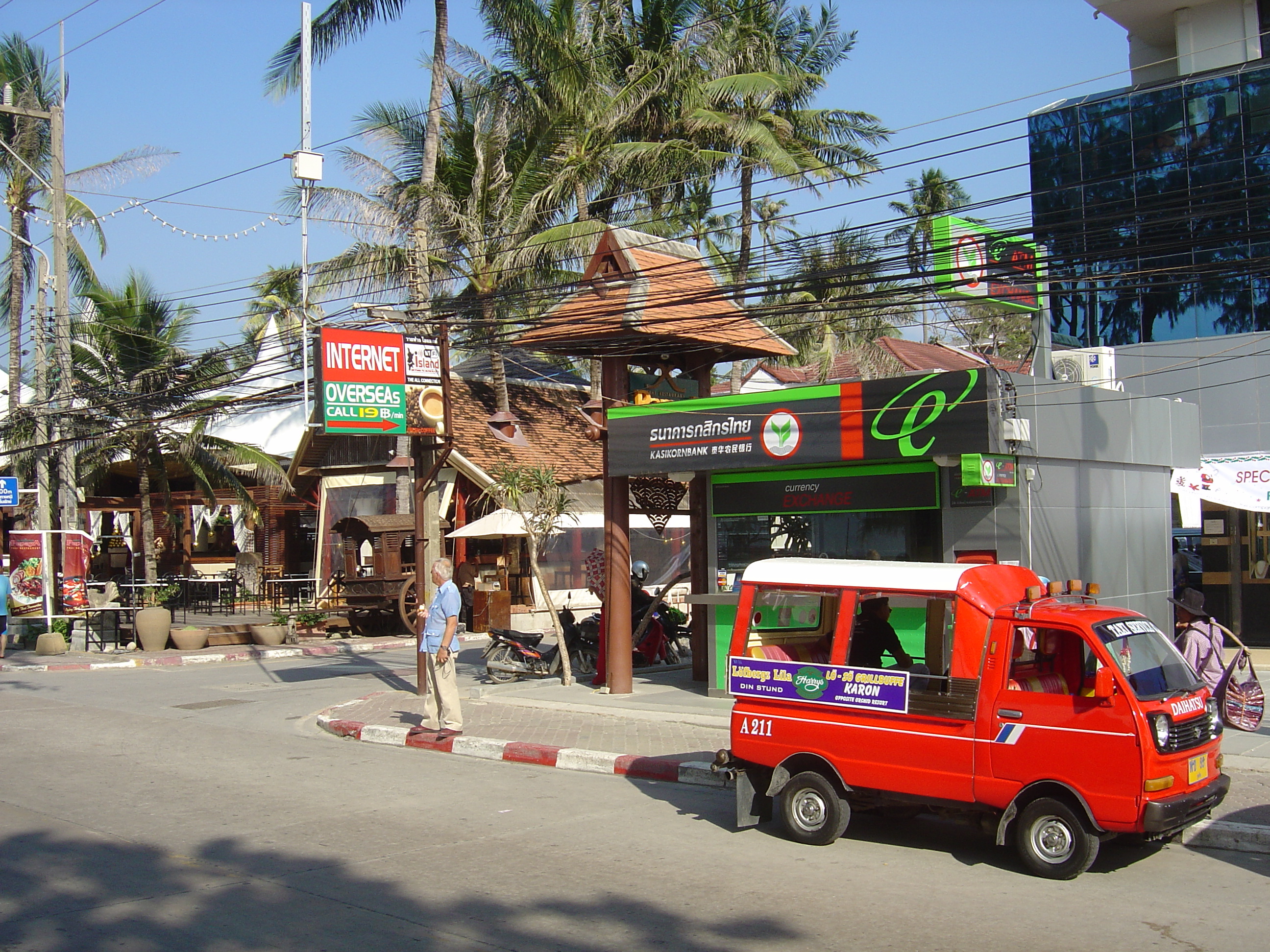 Picture Thailand Phuket Patong Beach Road 2005-12 35 - Around Beach Road