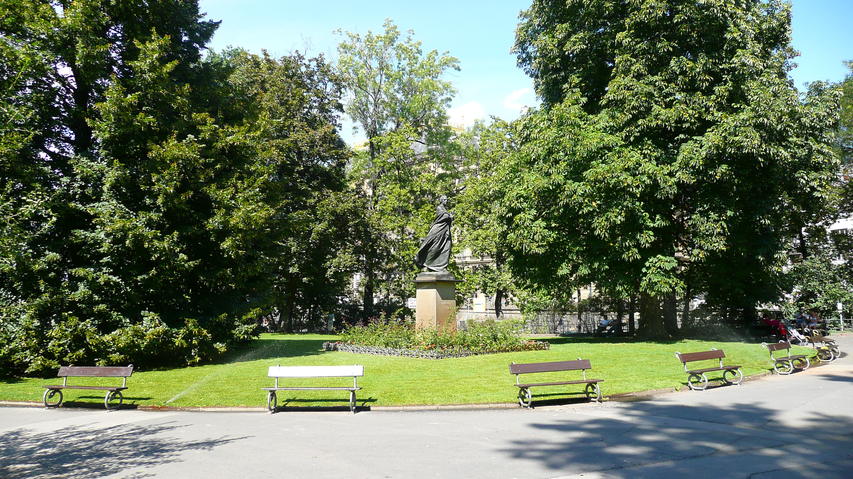 Picture Czech Republic Prague Zofin Garden 2007-07 6 - Tours Zofin Garden