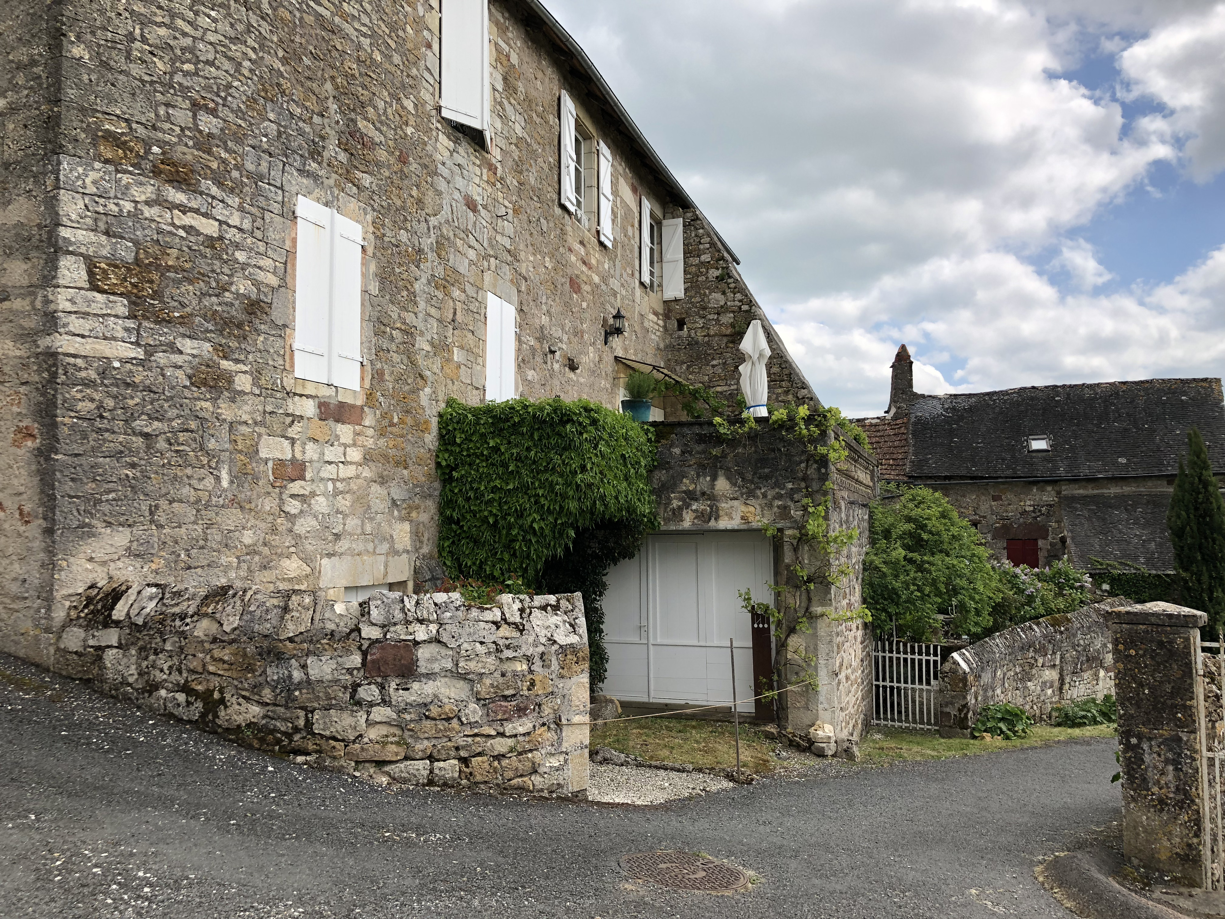 Picture France Turenne 2018-04 41 - Journey Turenne