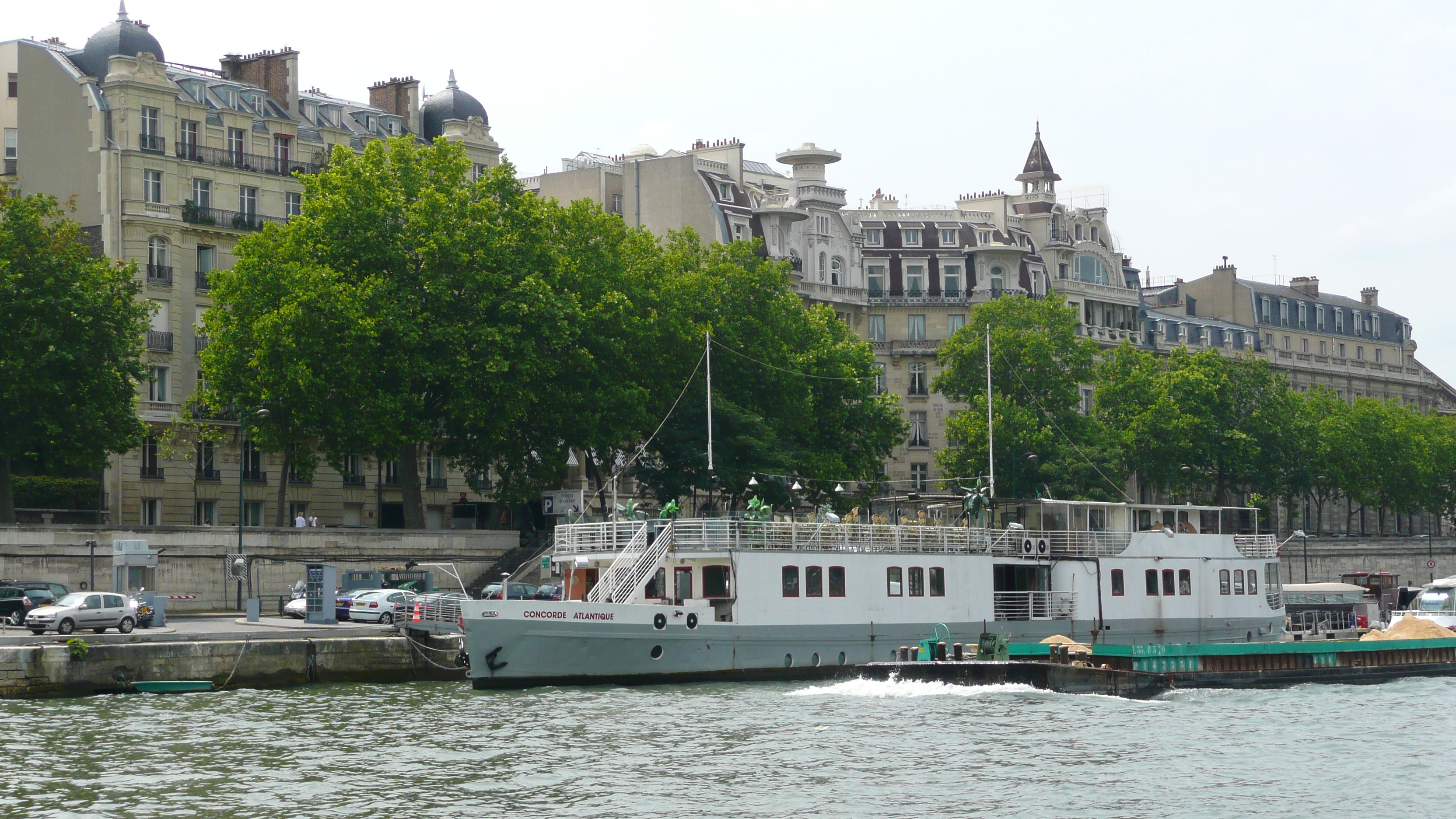 Picture France Paris Peniches Parisiennes 2007-06 45 - Tours Peniches Parisiennes