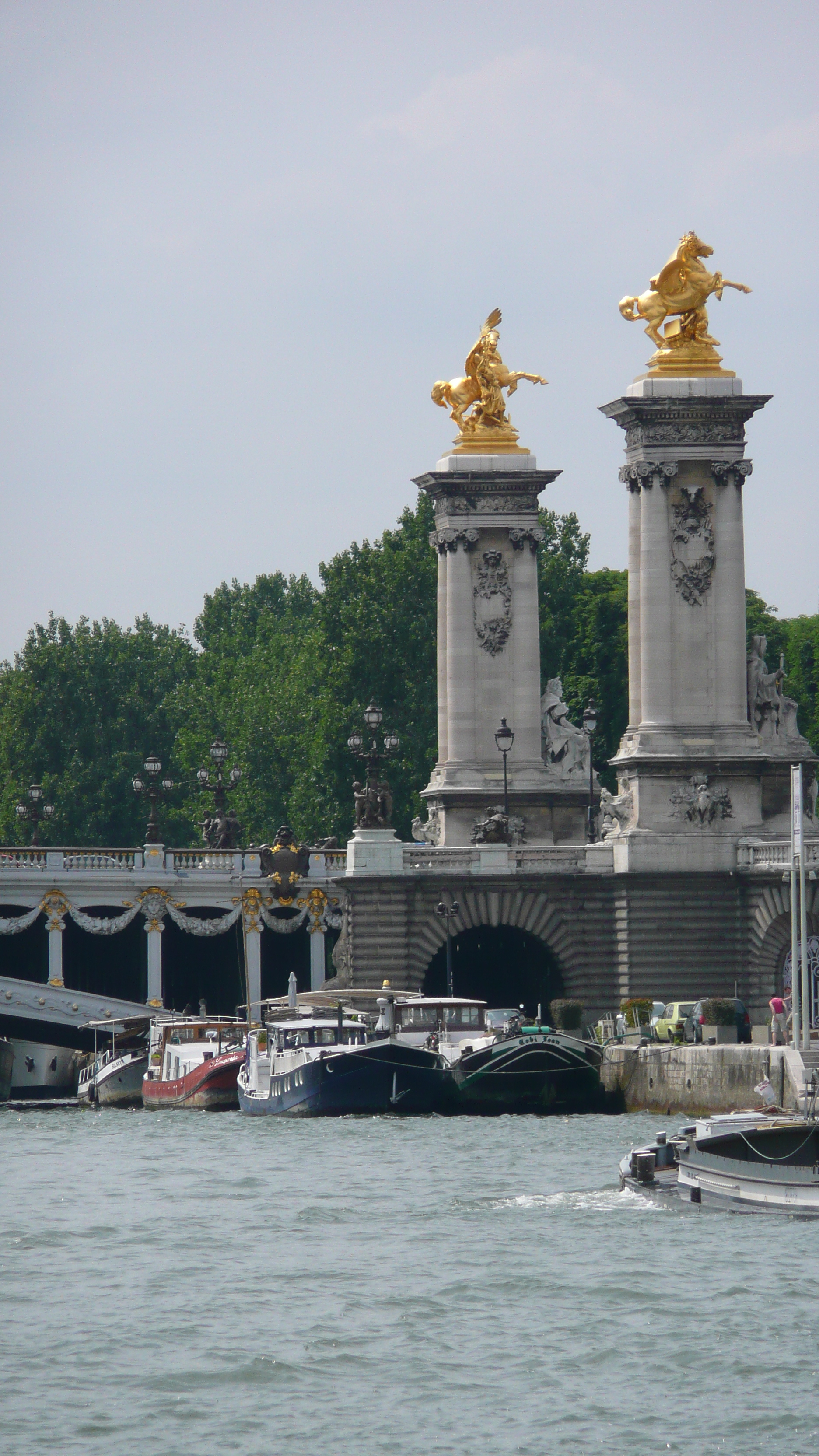 Picture France Paris Seine river 2007-06 10 - Tours Seine river