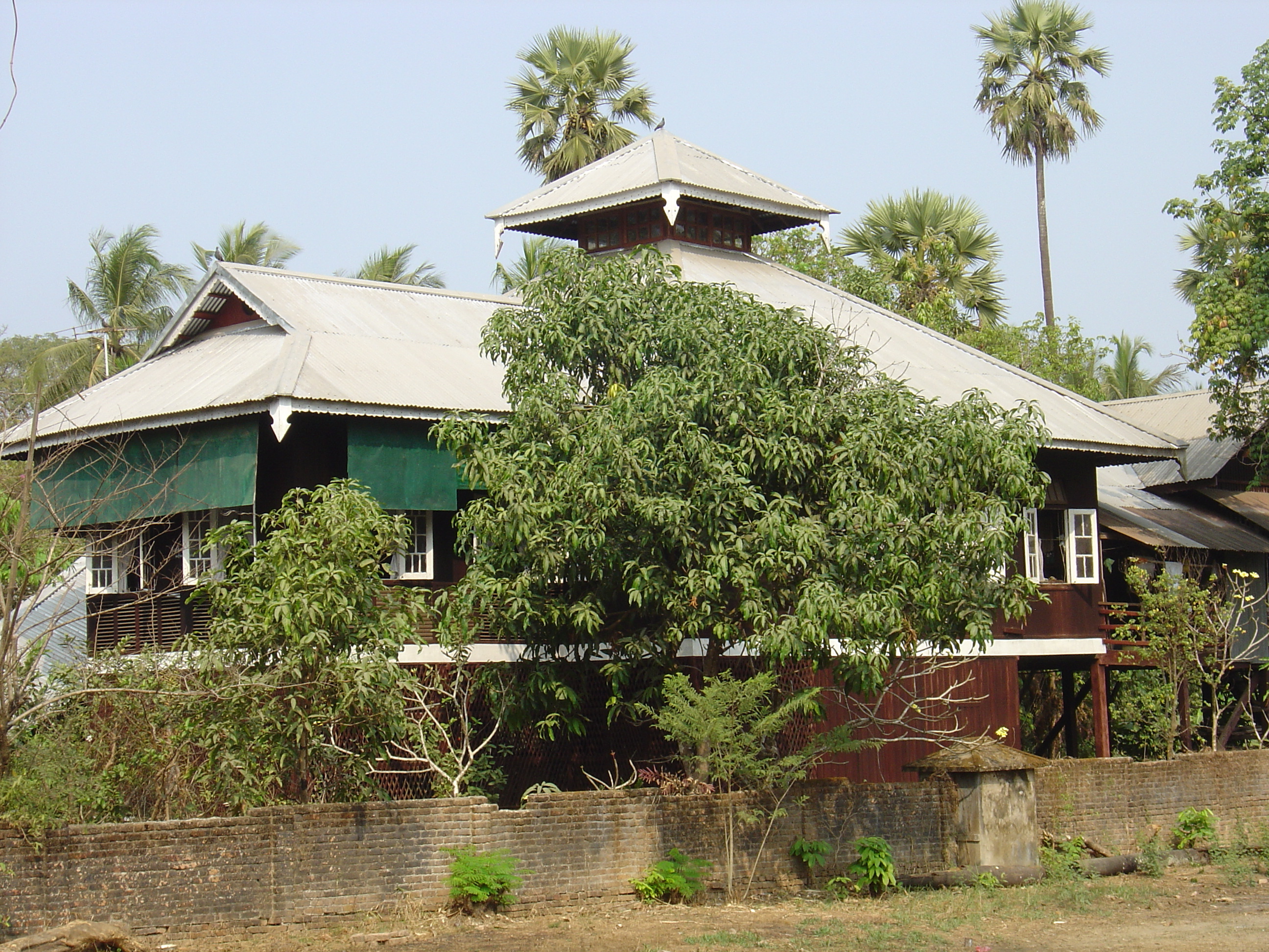 Picture Myanmar Dawei (TAVOY) 2005-01 17 - History Dawei (TAVOY)