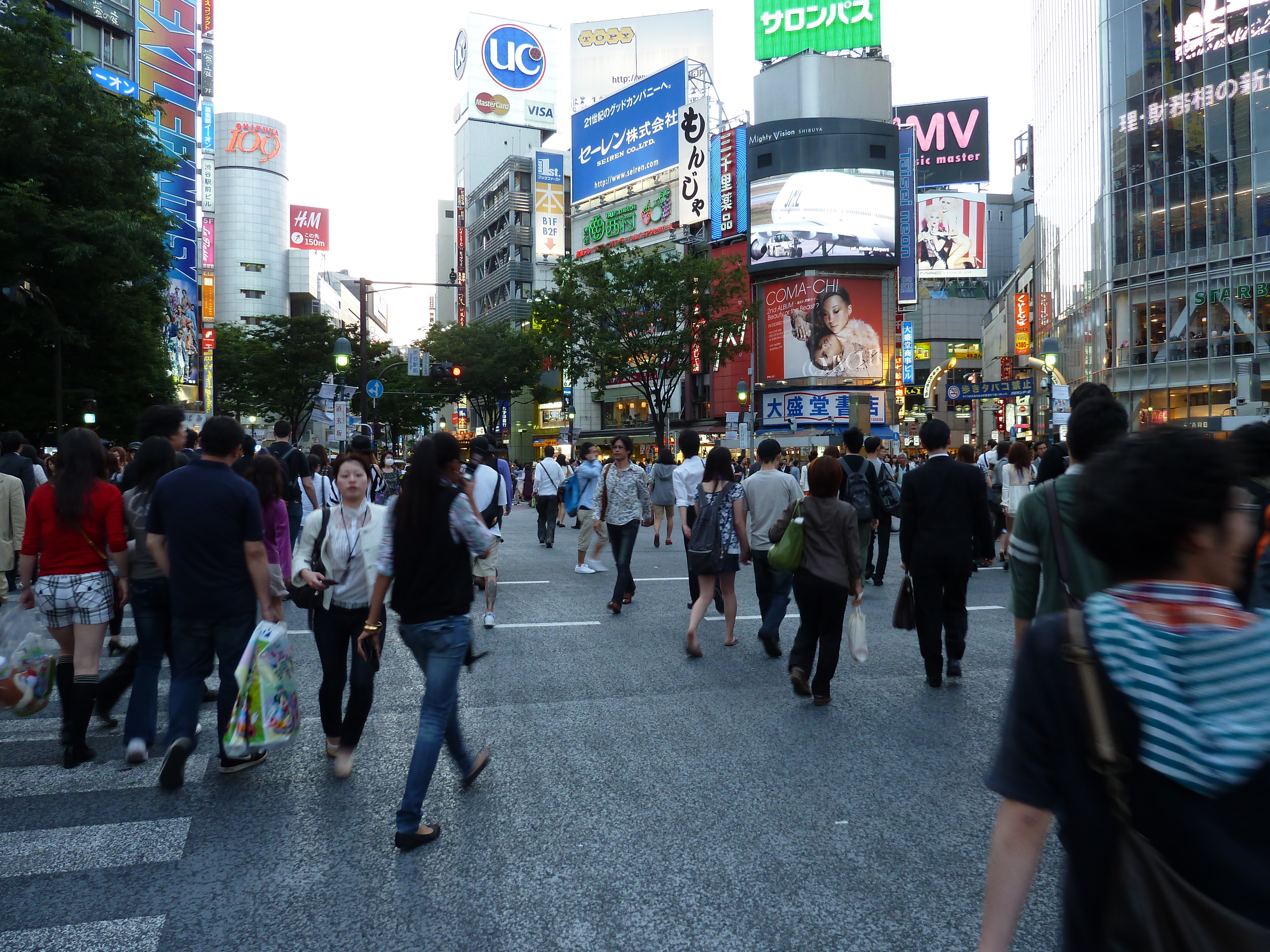 Picture Japan Tokyo Shibuya 2010-06 5 - Center Shibuya