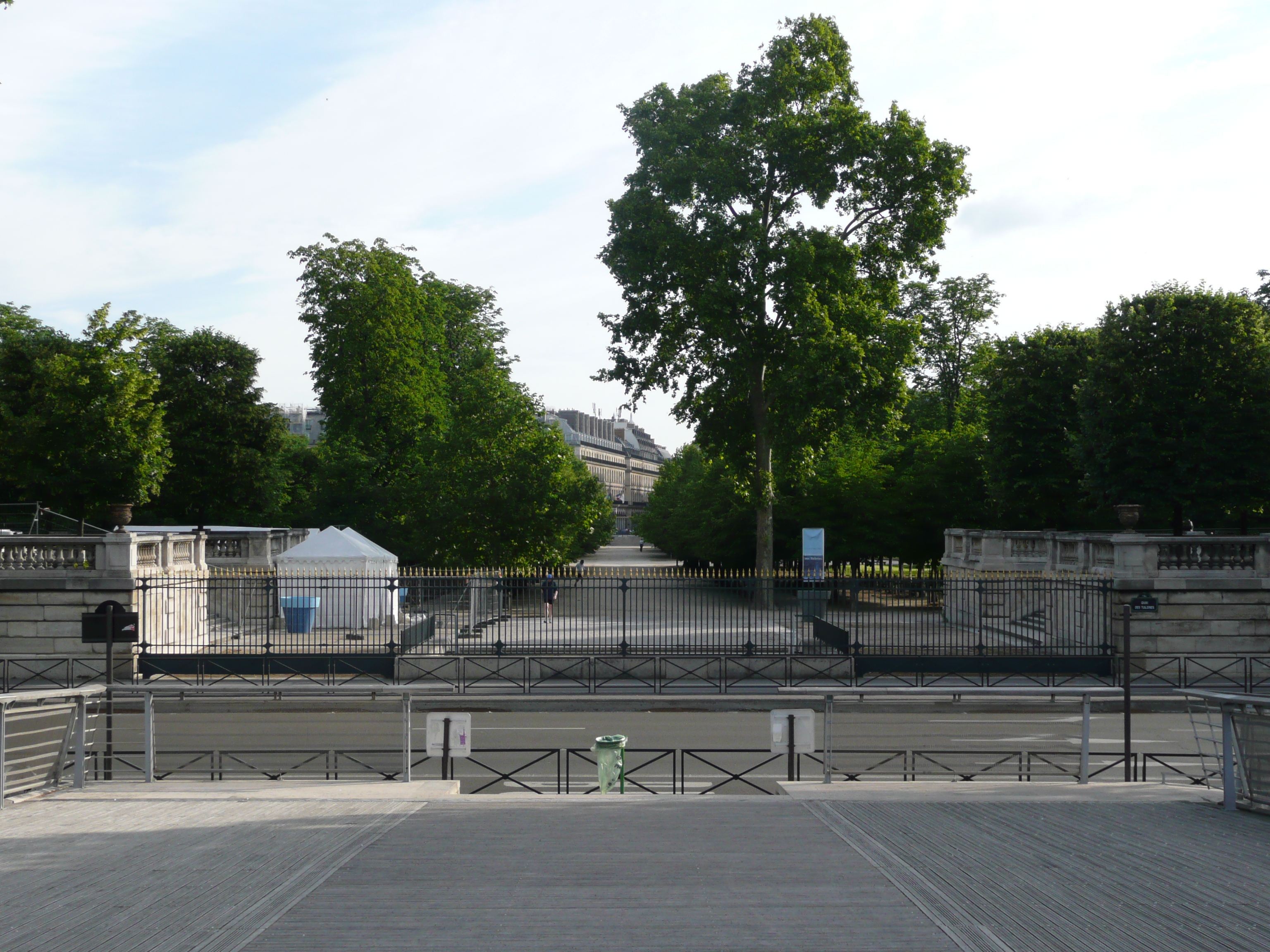 Picture France Paris The Bridges of Paris 2007-06 50 - Journey The Bridges of Paris