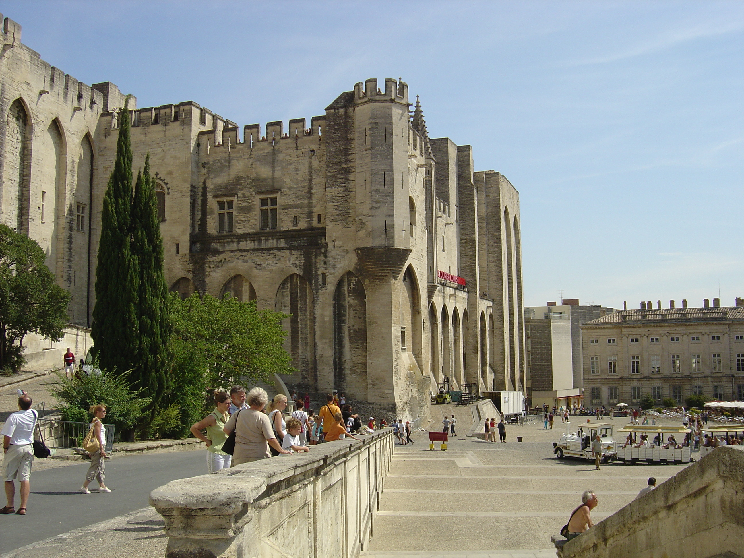 Picture France Avignon 2004-08 21 - History Avignon