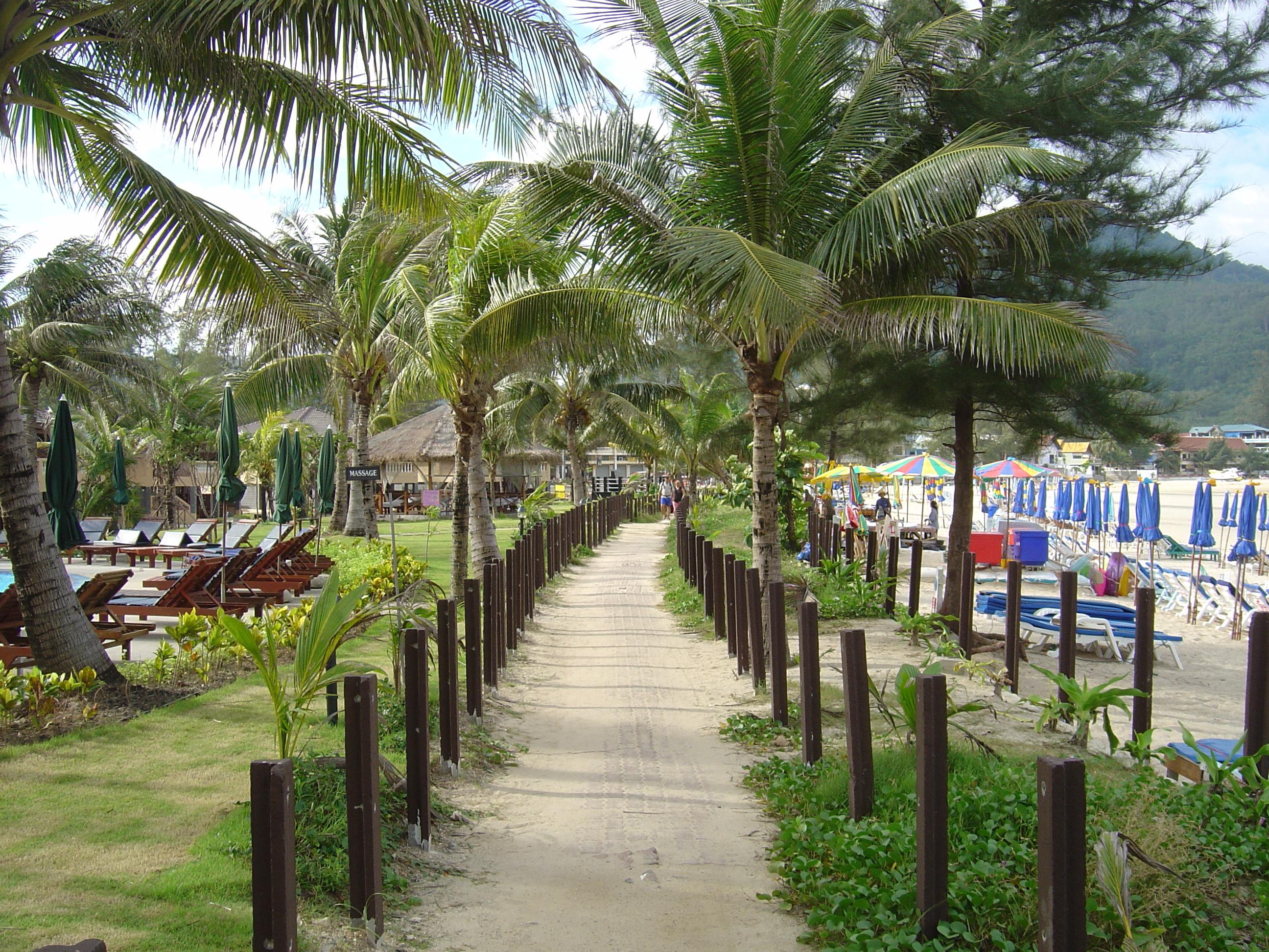 Picture Thailand Phuket Kamala Beach 2005-12 46 - Discovery Kamala Beach