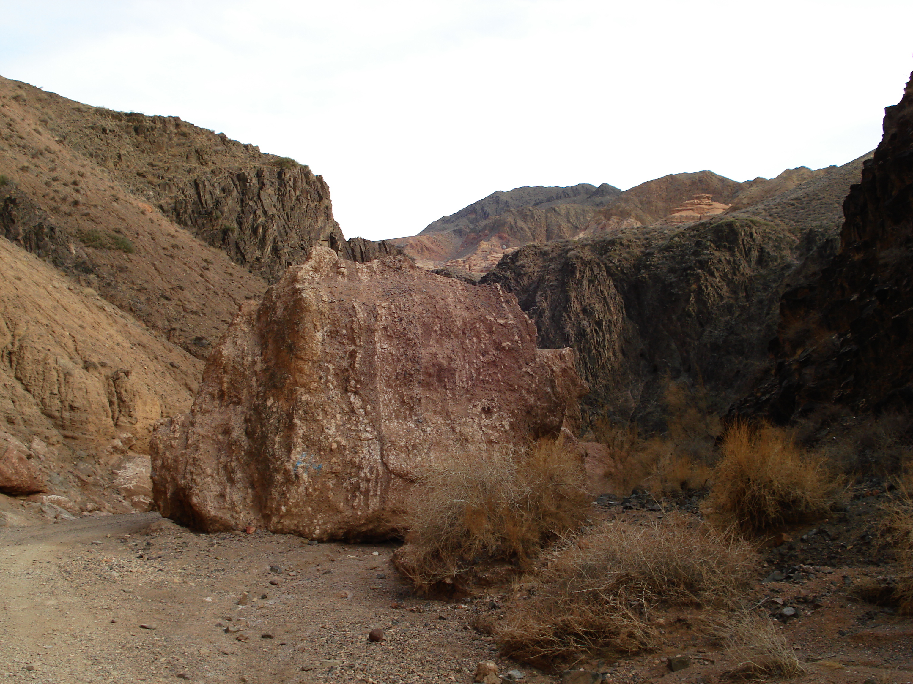 Picture Kazakhstan Charyn Canyon 2007-03 32 - History Charyn Canyon