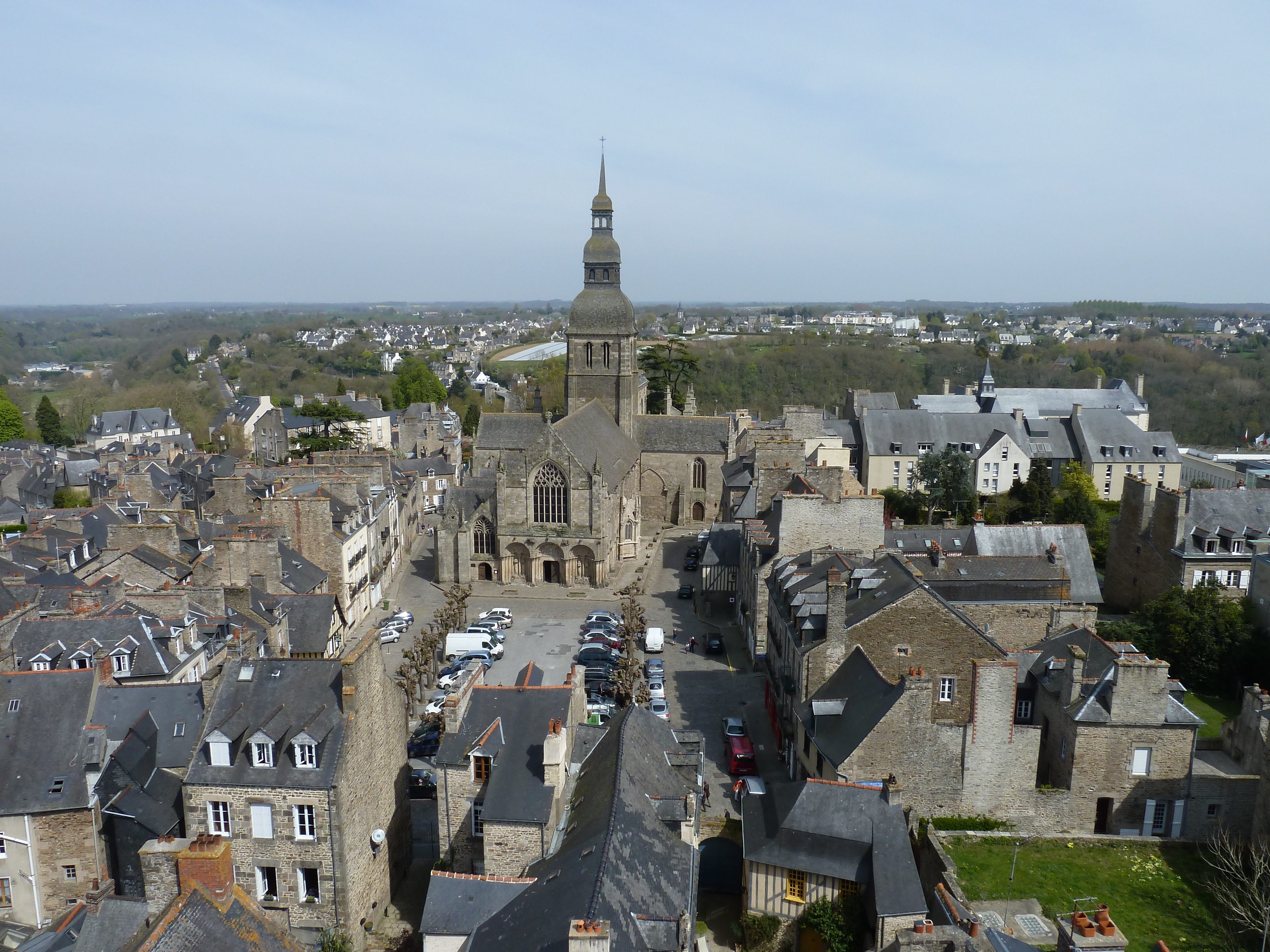 Picture France Dinan Dinan clock tower 2010-04 21 - Around Dinan clock tower