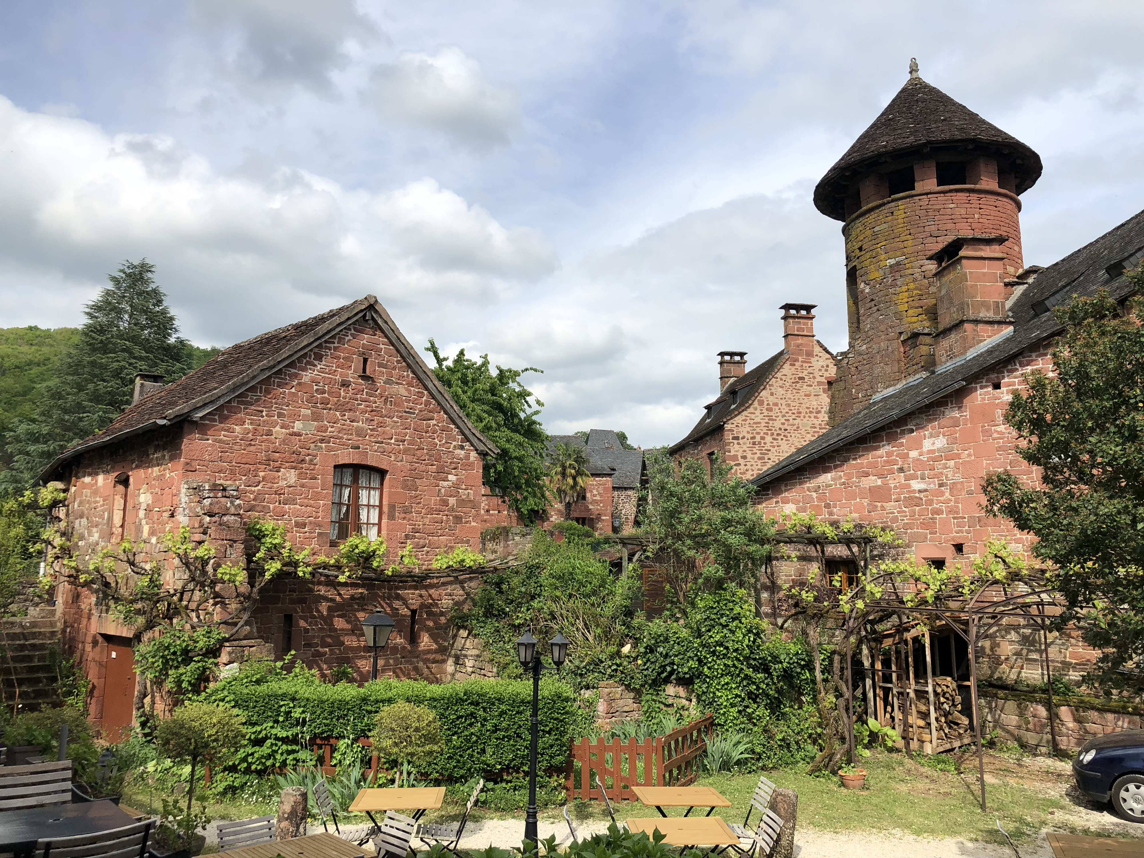 Picture France Collonges la Rouge 2018-04 31 - Around Collonges la Rouge