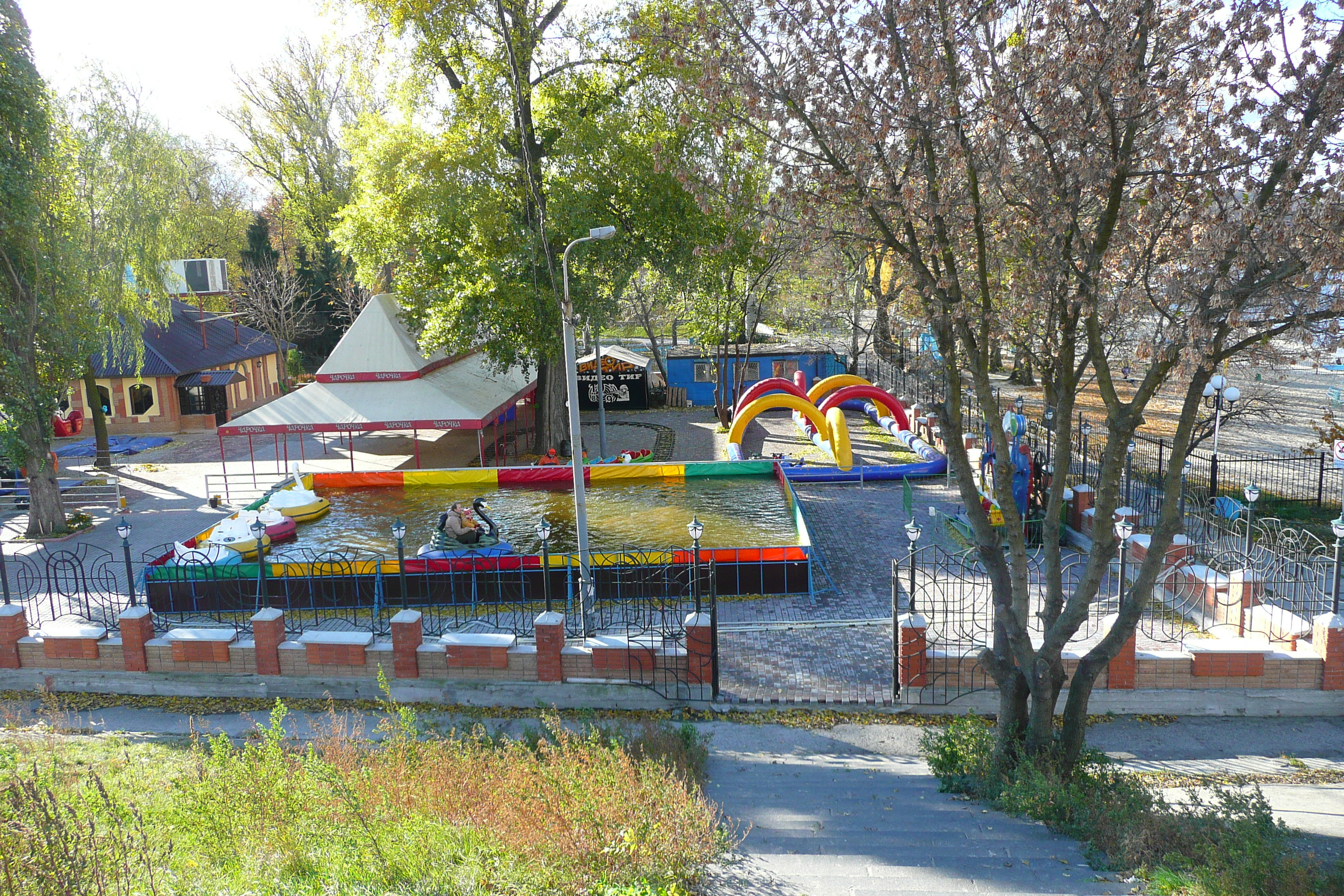 Picture Ukraine Kiev Hydropark 2007-11 58 - Tour Hydropark