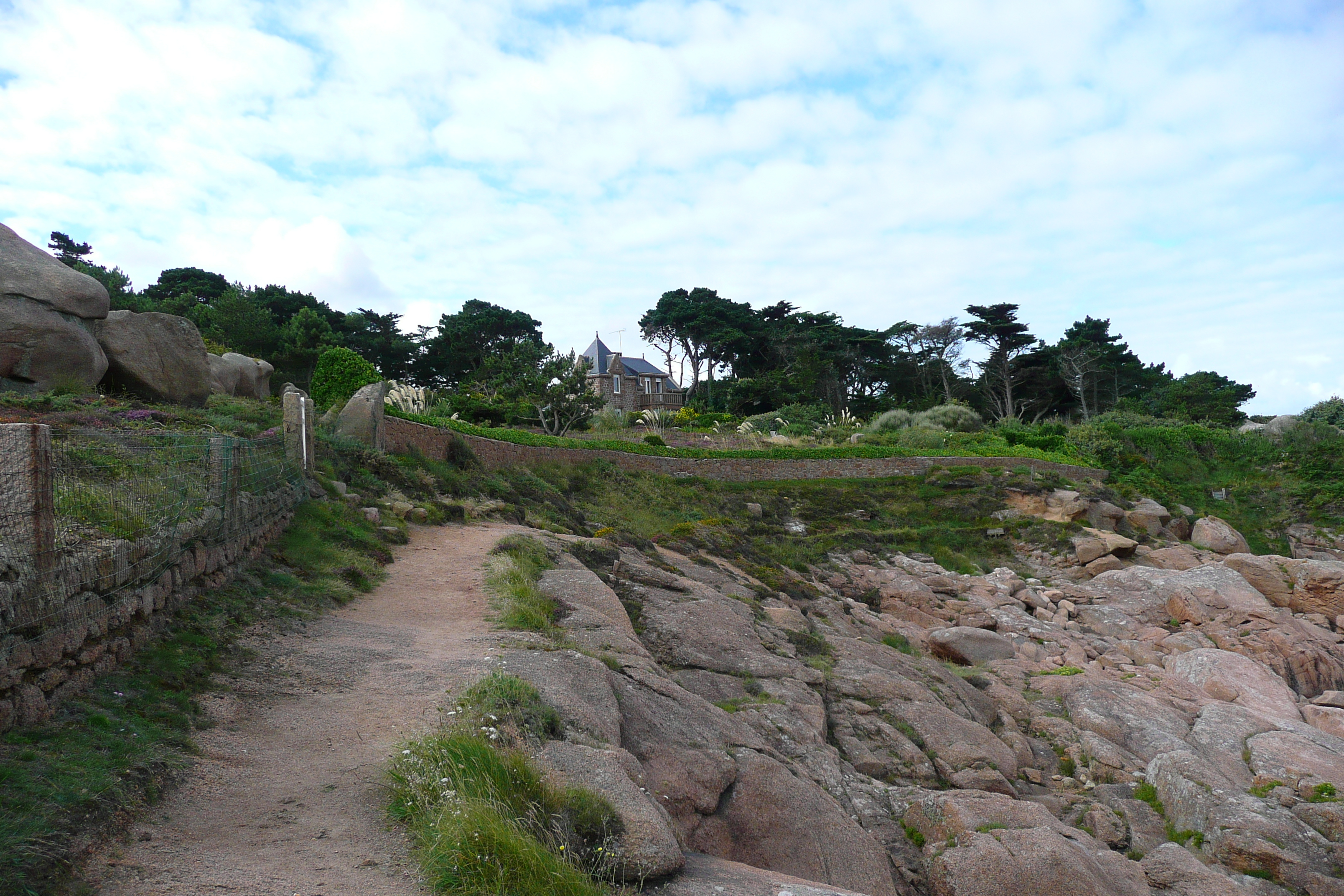 Picture France Perros Guirec Ploumanach 2007-08 4 - History Ploumanach