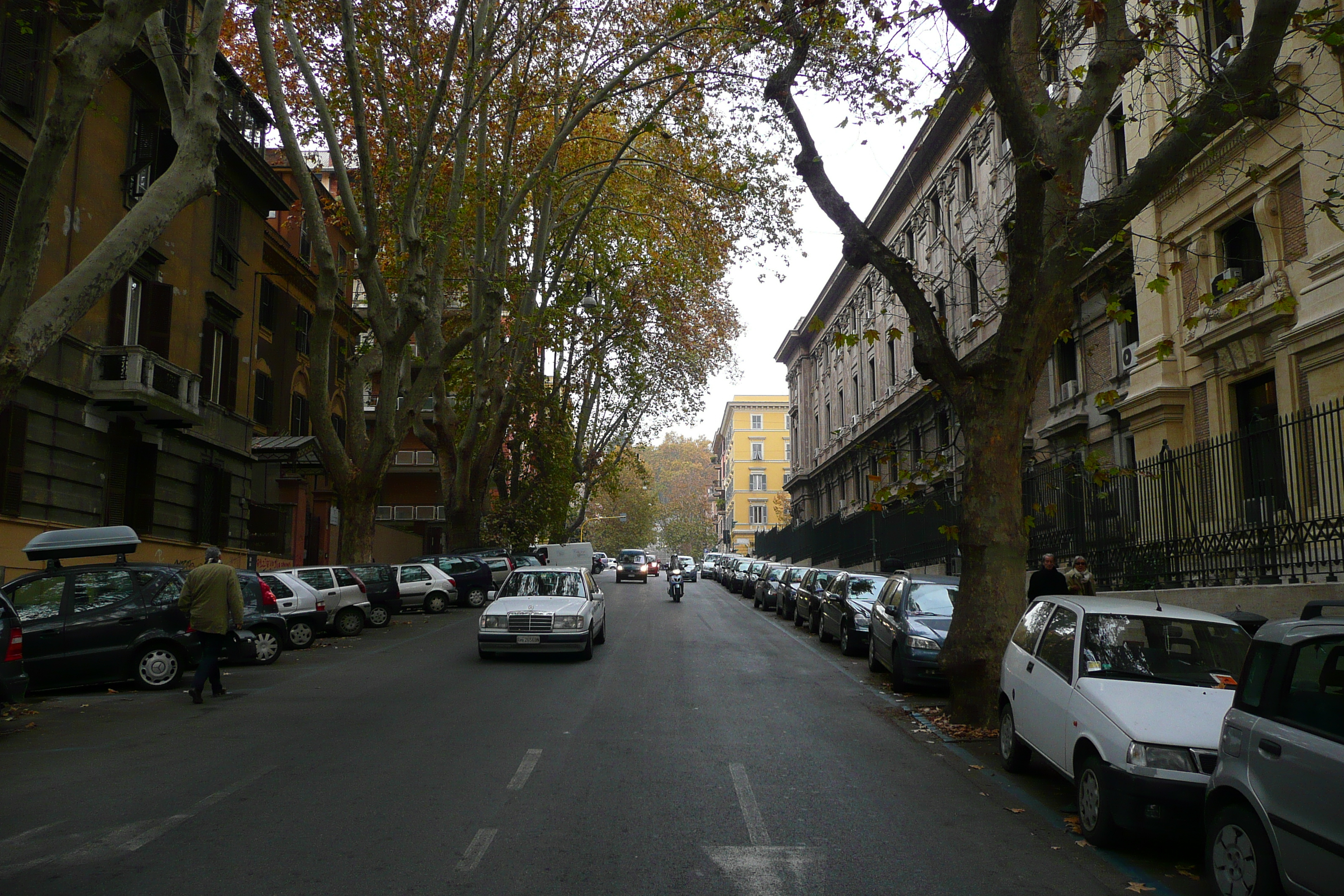 Picture Italy Rome Viale Glorioso 2007-11 16 - Tours Viale Glorioso