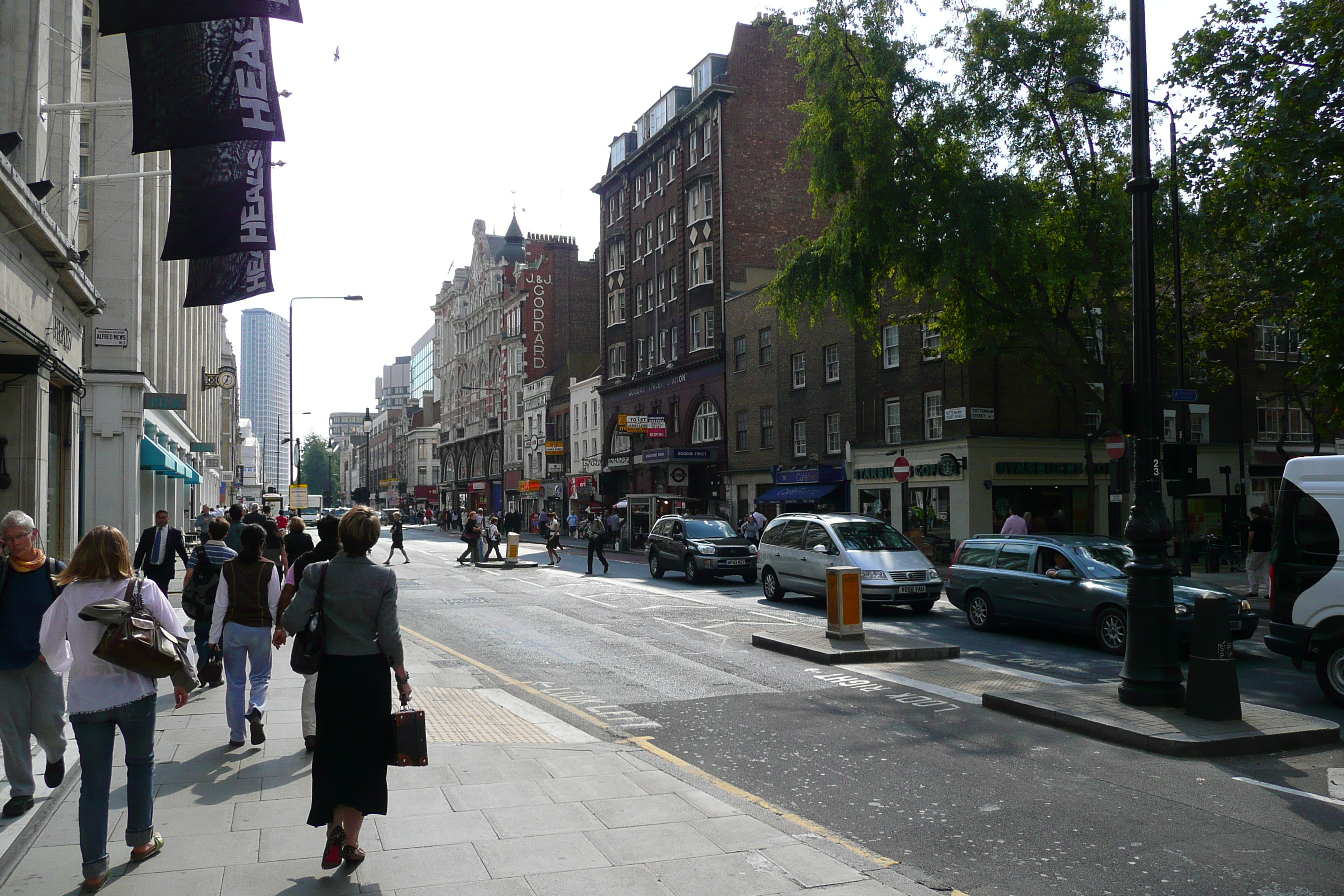 Picture United Kingdom London Tottenham Court Road 2007-09 65 - Discovery Tottenham Court Road