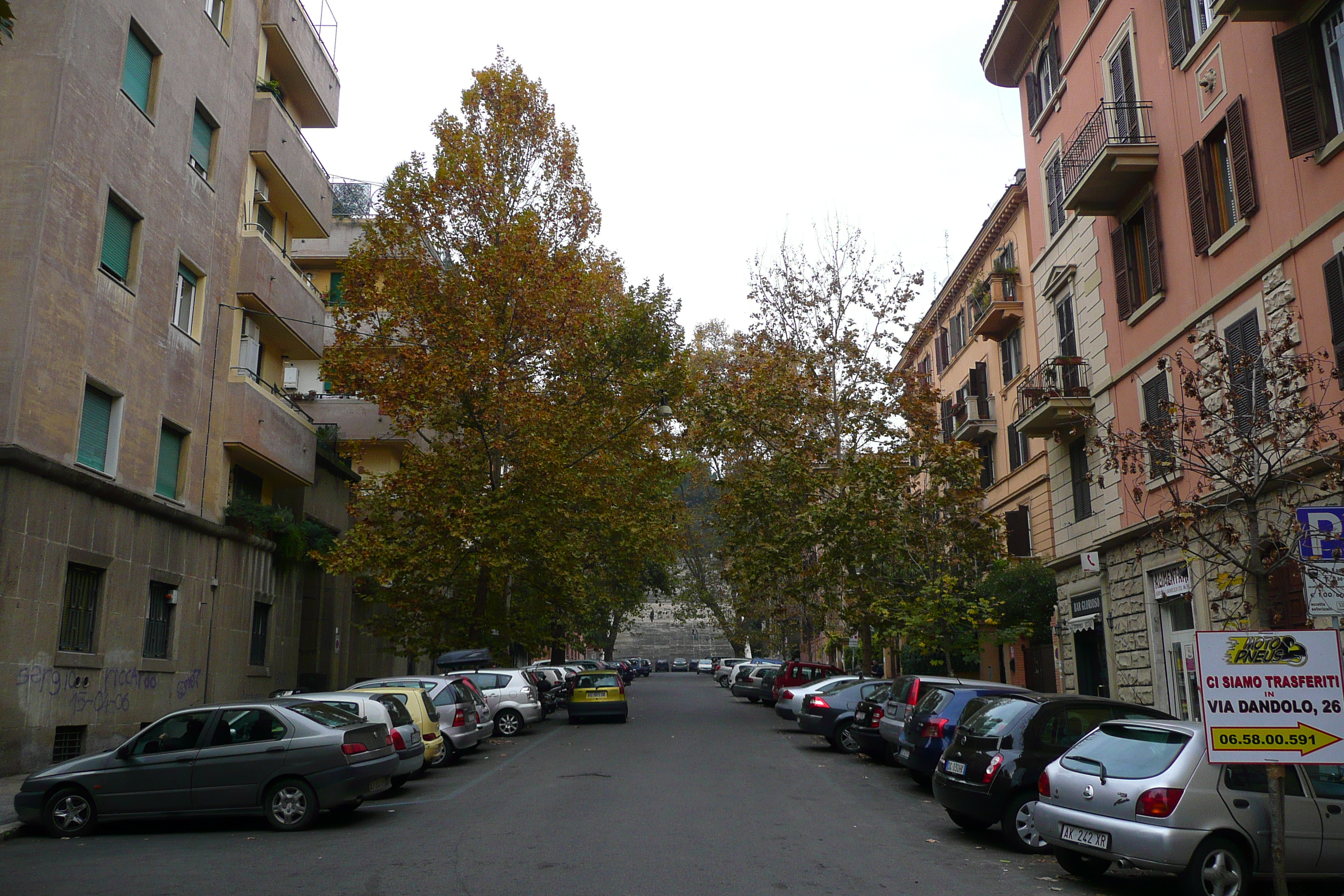 Picture Italy Rome Viale Glorioso 2007-11 30 - Tours Viale Glorioso