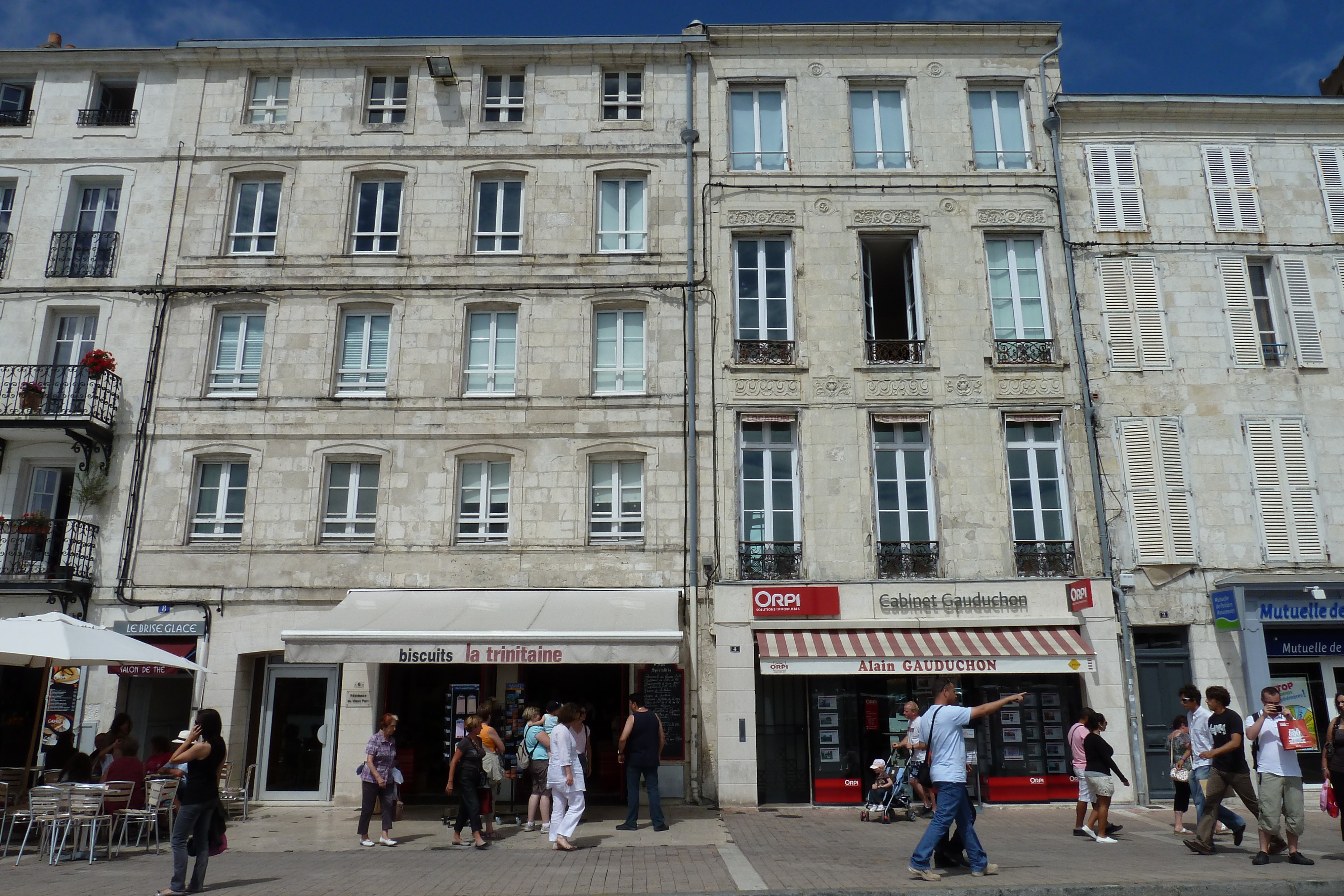 Picture France La Rochelle 2010-08 85 - Tours La Rochelle